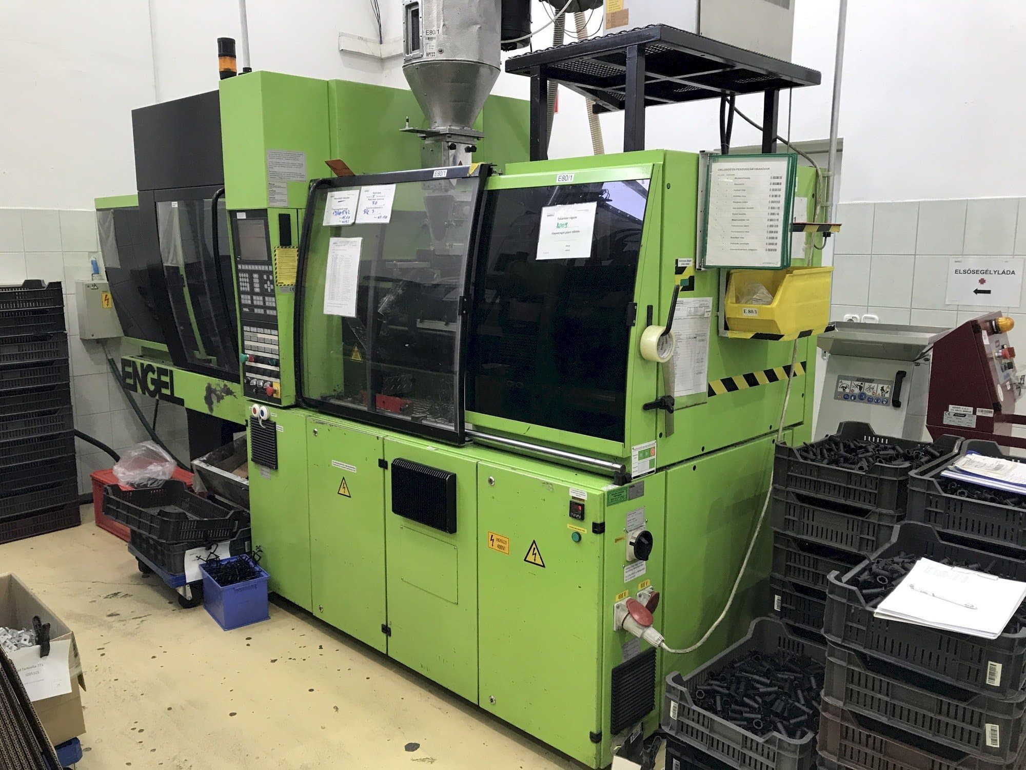 Prikaz  stroja ENGEL VC 200/60 Tech  sprijeda