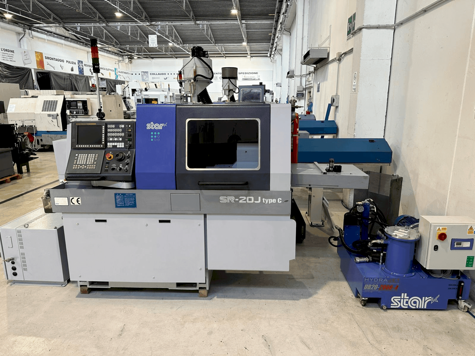 Prikaz  stroja Star SR-20J type C  sprijeda