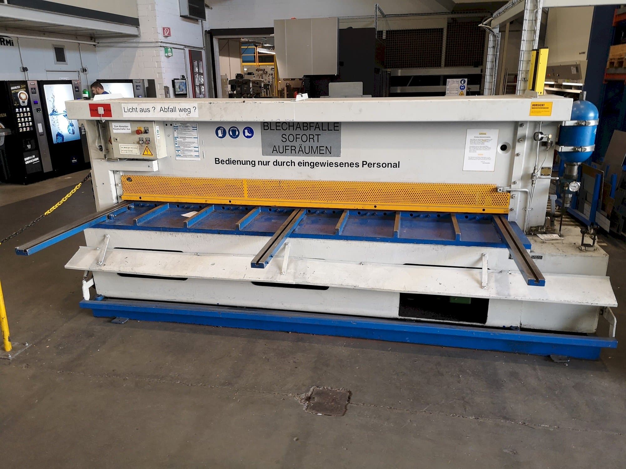 Prikaz  stroja PASKOWSKY TSH 10 MM  sprijeda