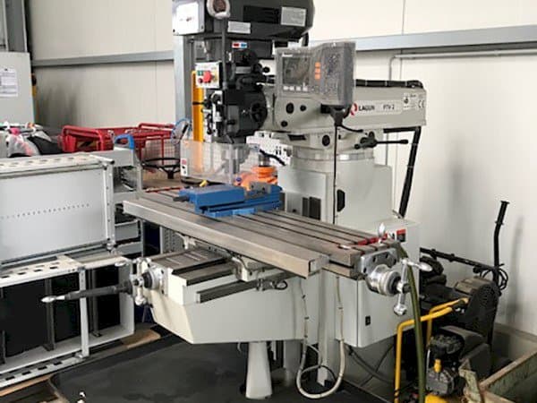 Prikaz  stroja LAGUN FTV2  sprijeda