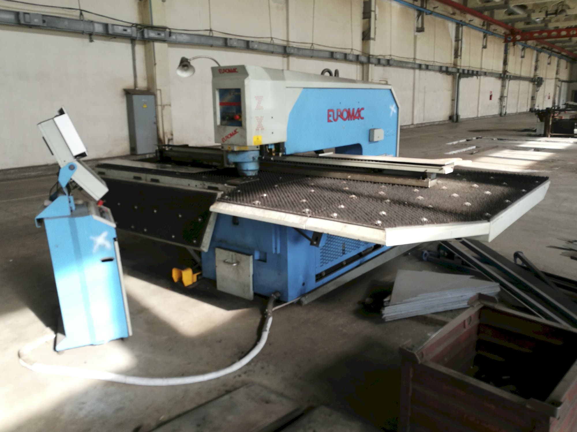 Prikaz  stroja Euromac ZX 1250/30 zdesna