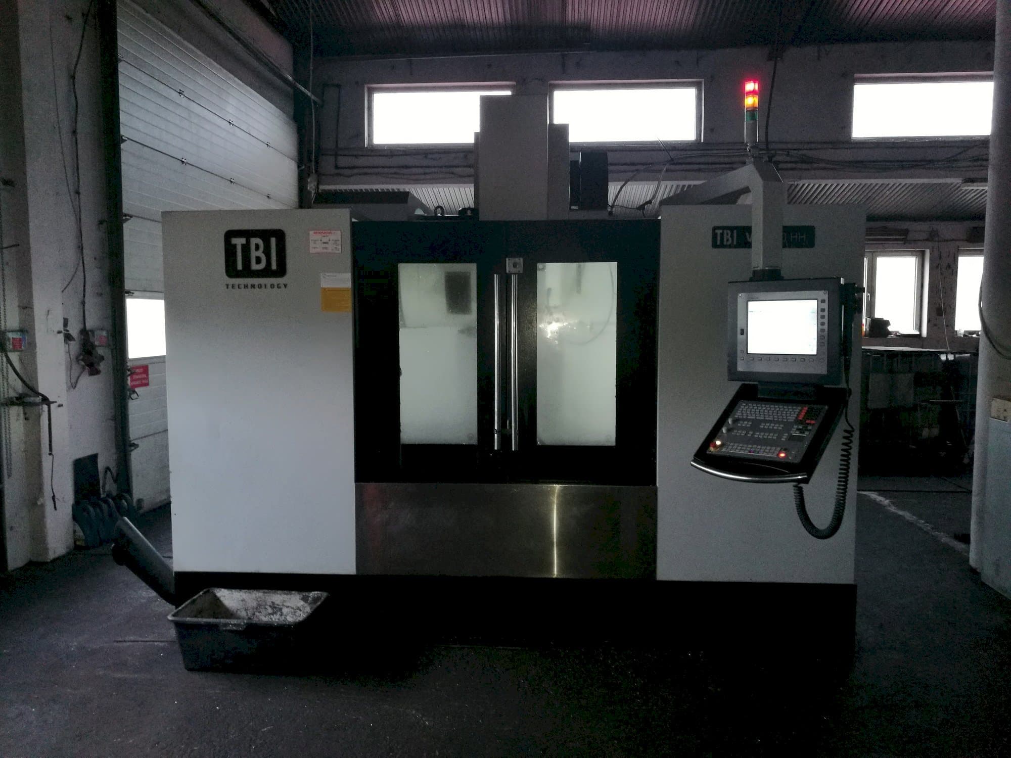 Prikaz  stroja TBI VC 1270 HH  sprijeda