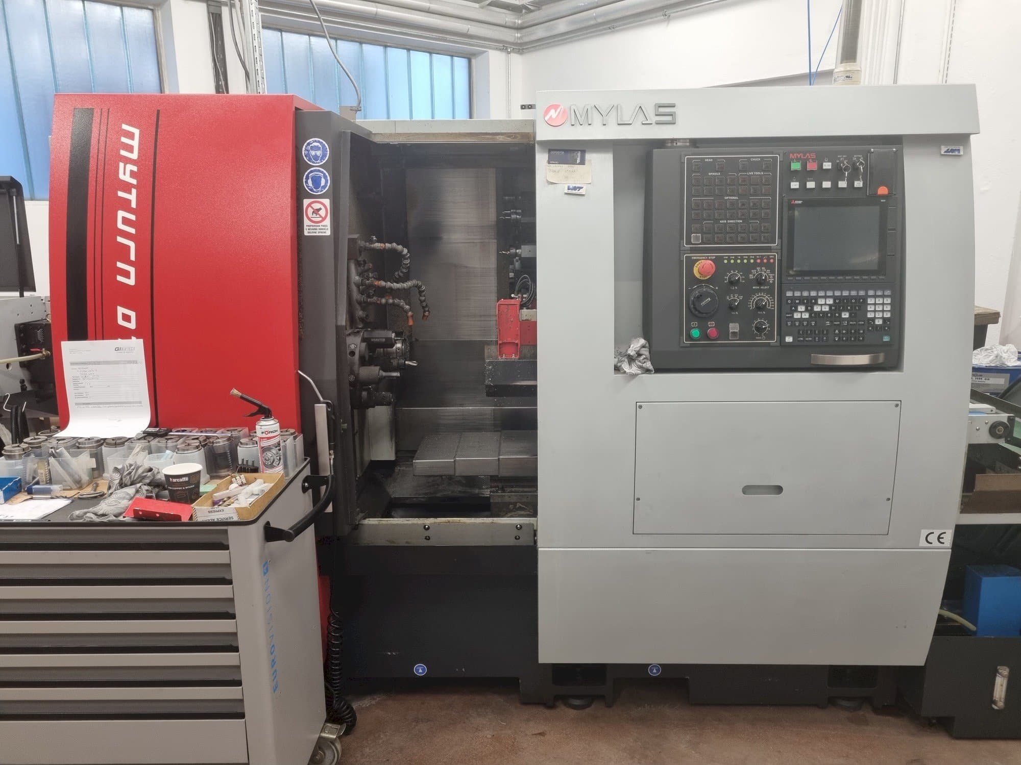 Prikaz  stroja MYLAS DT52  sprijeda