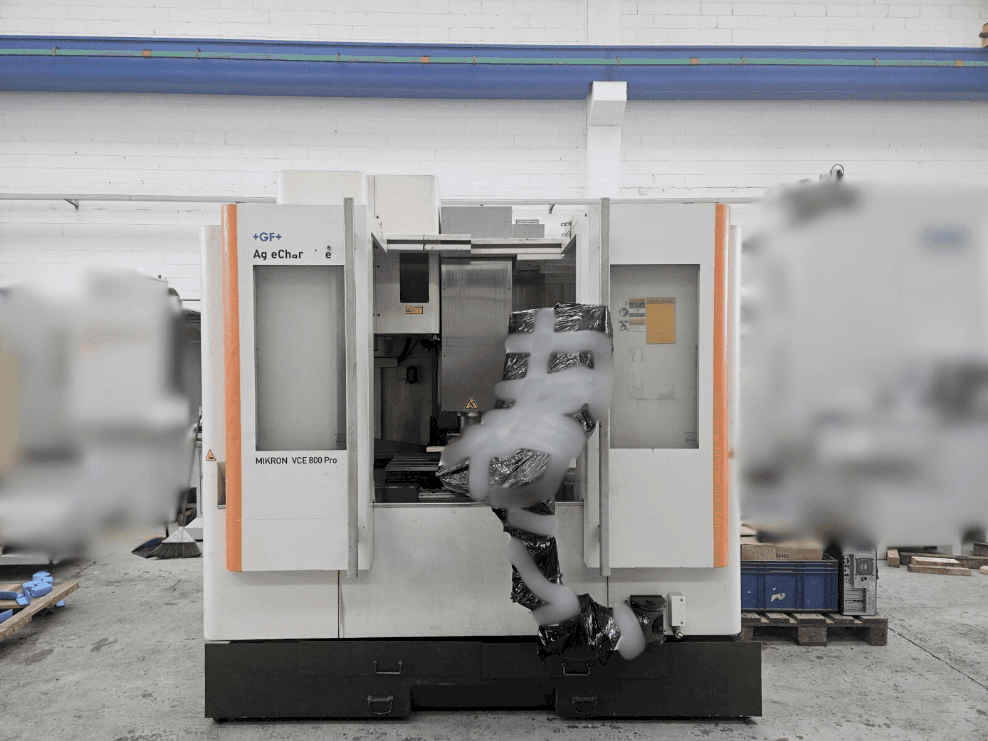 Prikaz  stroja +GF+ AGIE CHARMILLES VCE 800 PRO  sprijeda