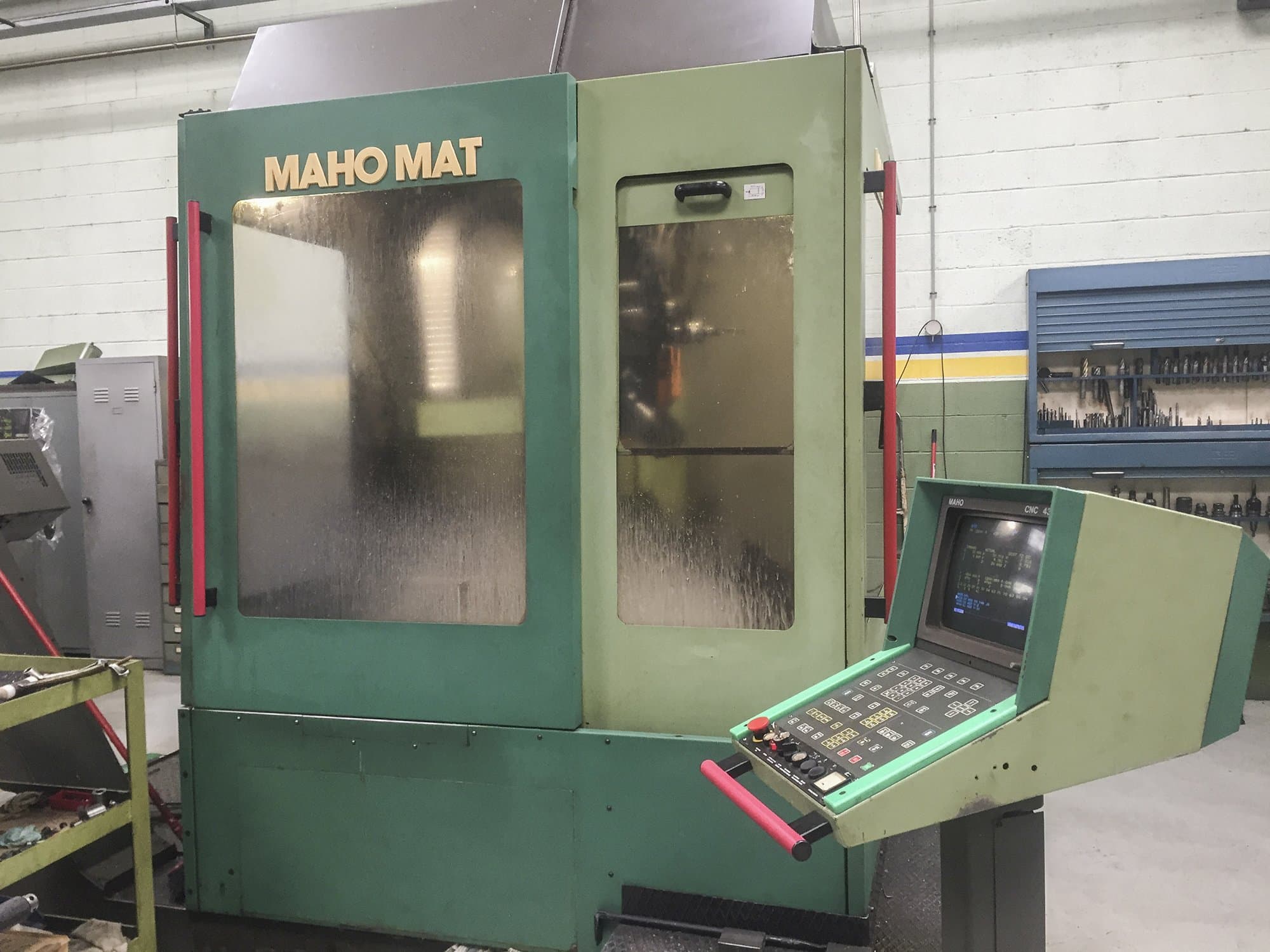 Prikaz  stroja Maho Mahomat 650 zdesna