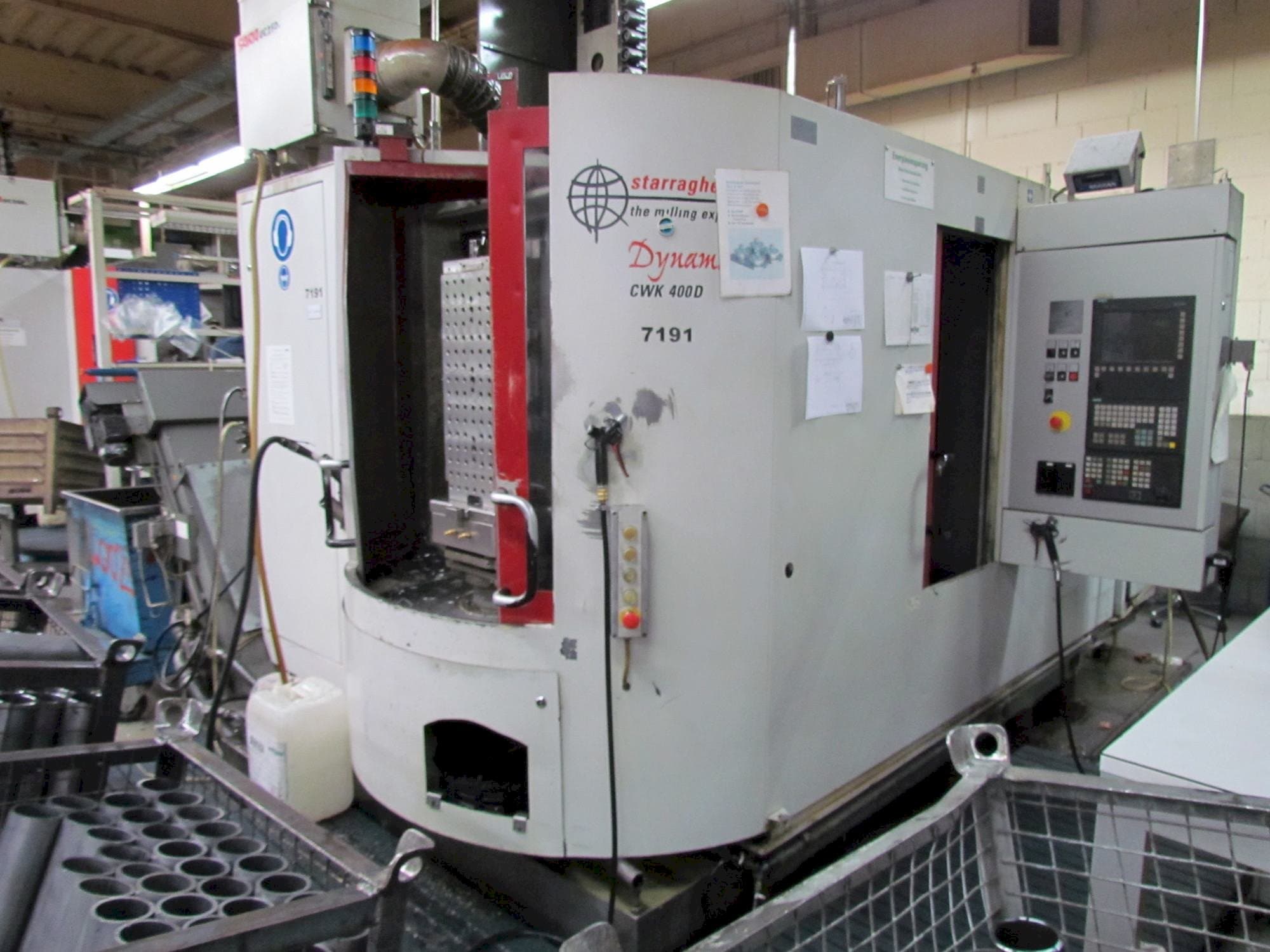 Prikaz  stroja Heckert CWK 400 D  sprijeda