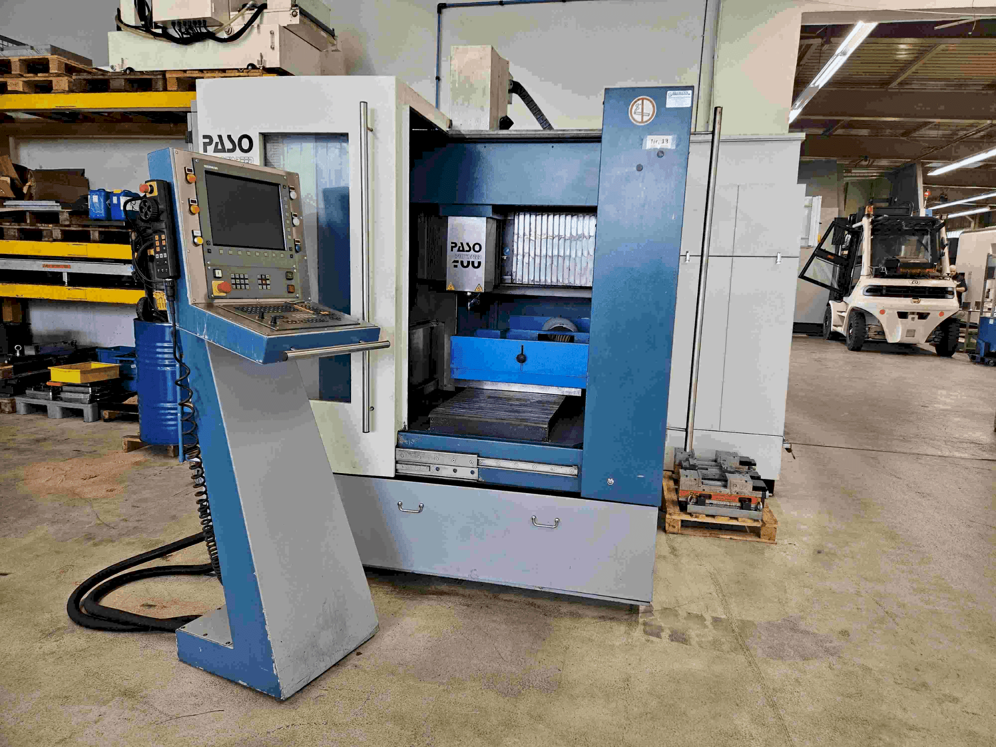 Prikaz  stroja PASO PS400 (2004)  sprijeda