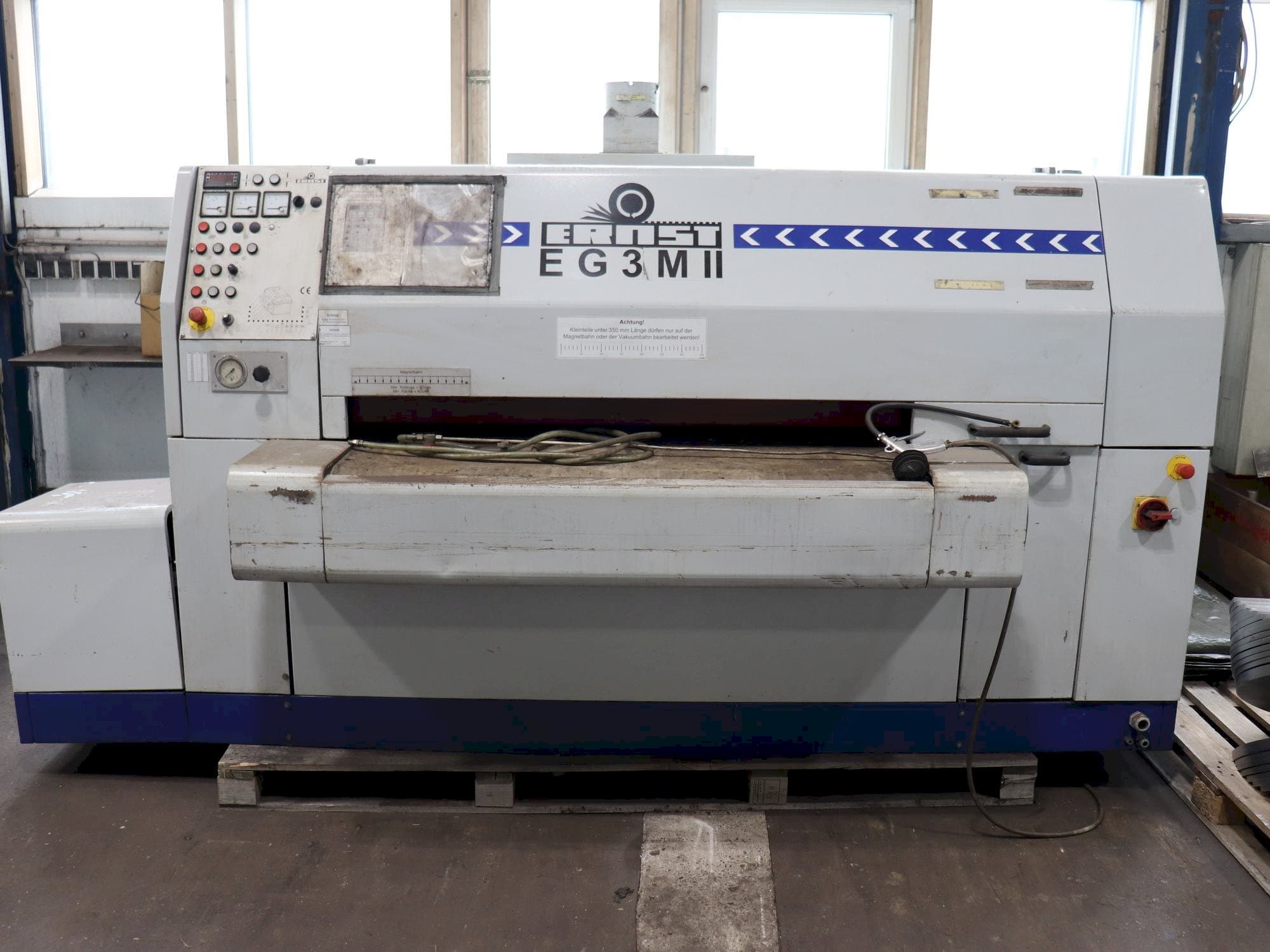 Prikaz  stroja ERNST EG3M II  sprijeda