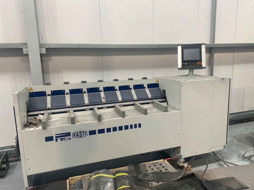 Prikaz  stroja Schröder Fasti Model 145  sprijeda