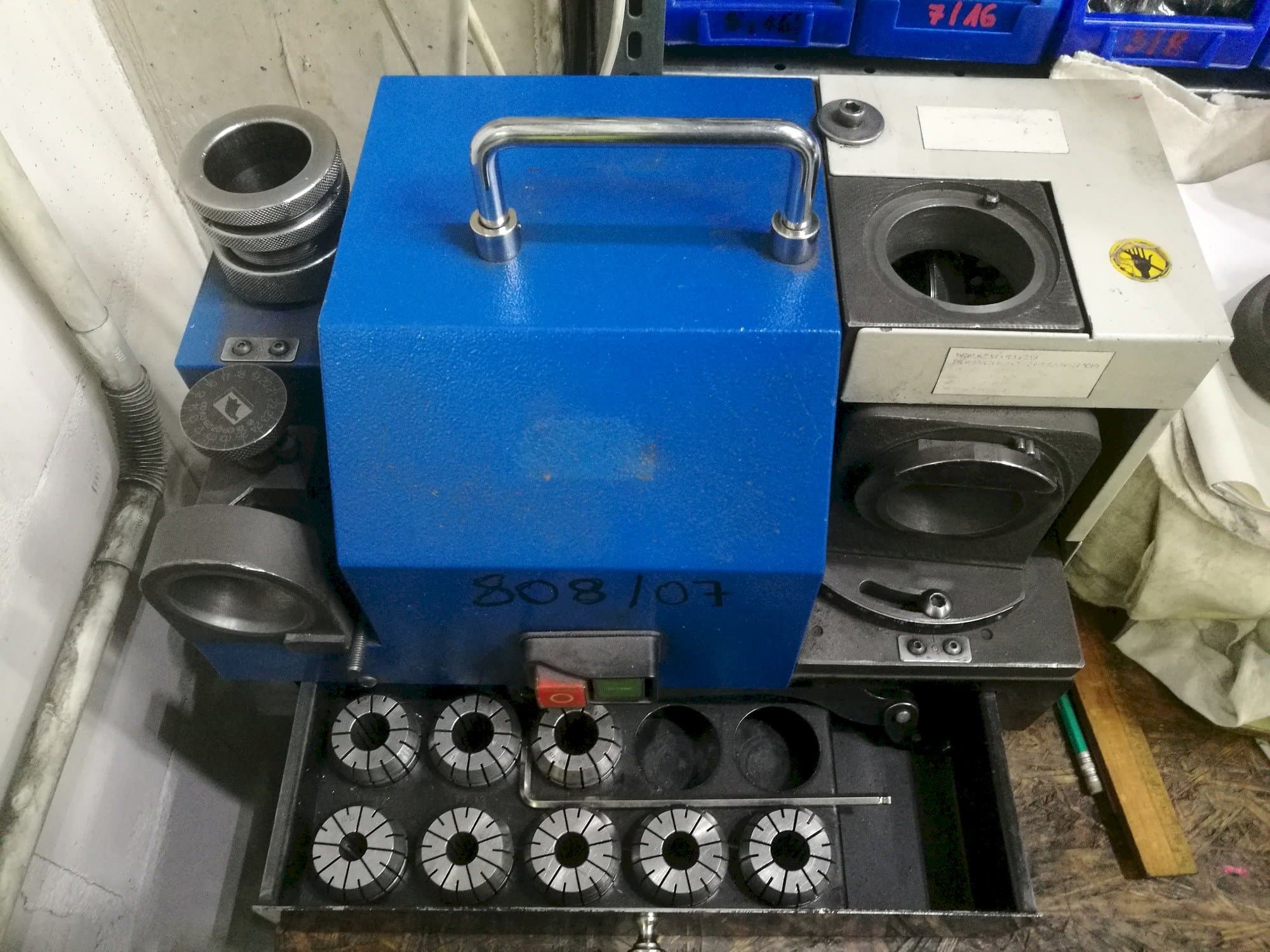 Prikaz  stroja PAX 30  sprijeda