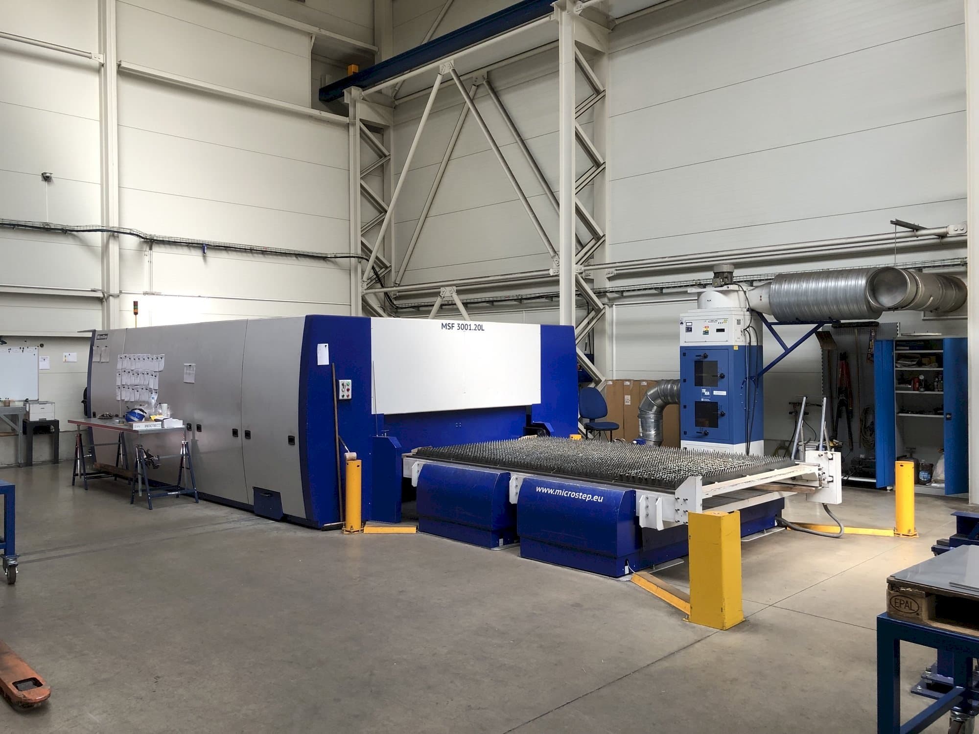 Prikaz lijeve strane  stroja MicroStep MSF 3001.20L