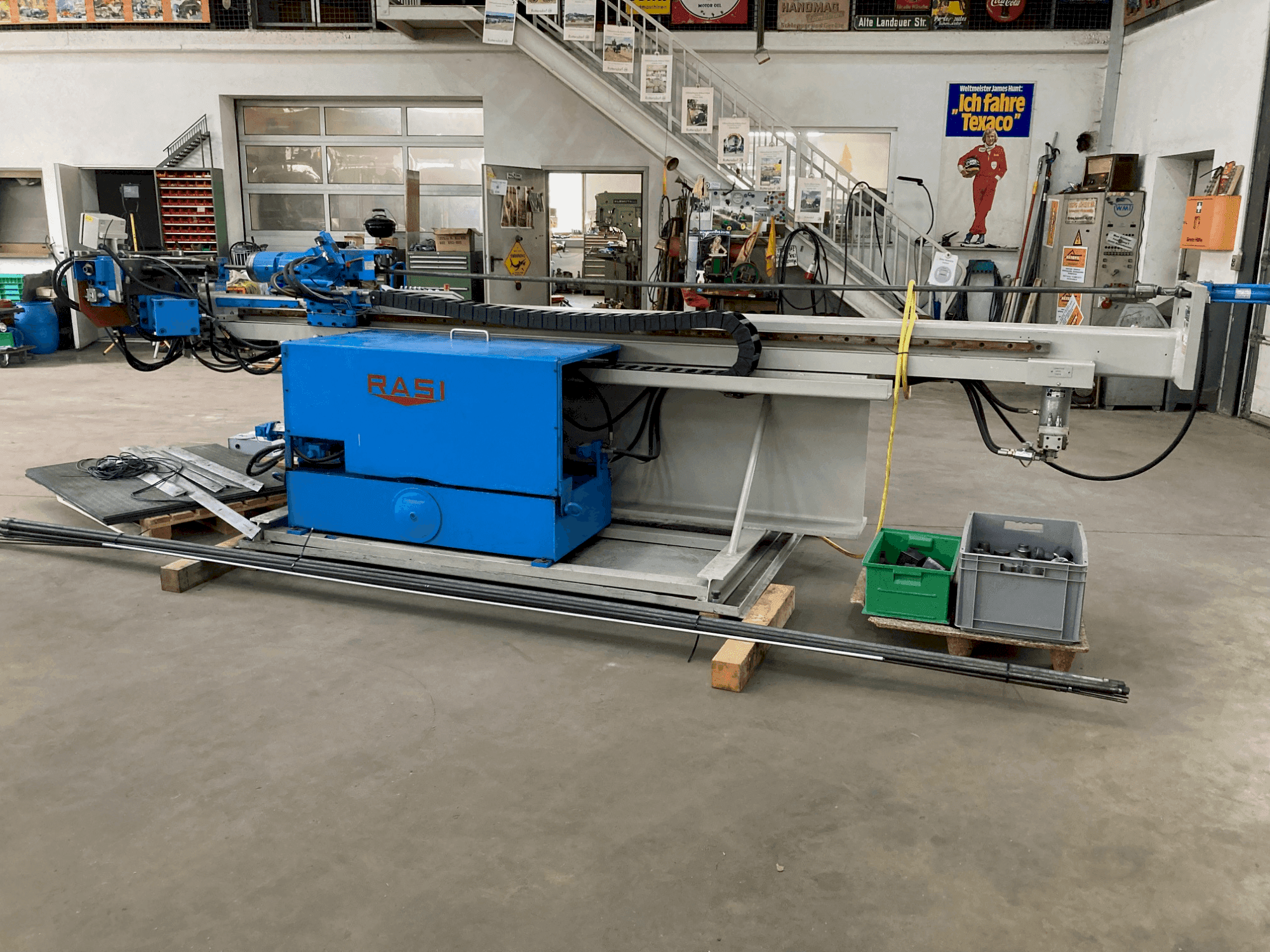 Prikaz  stroja Rasi S80.2 V3  sprijeda