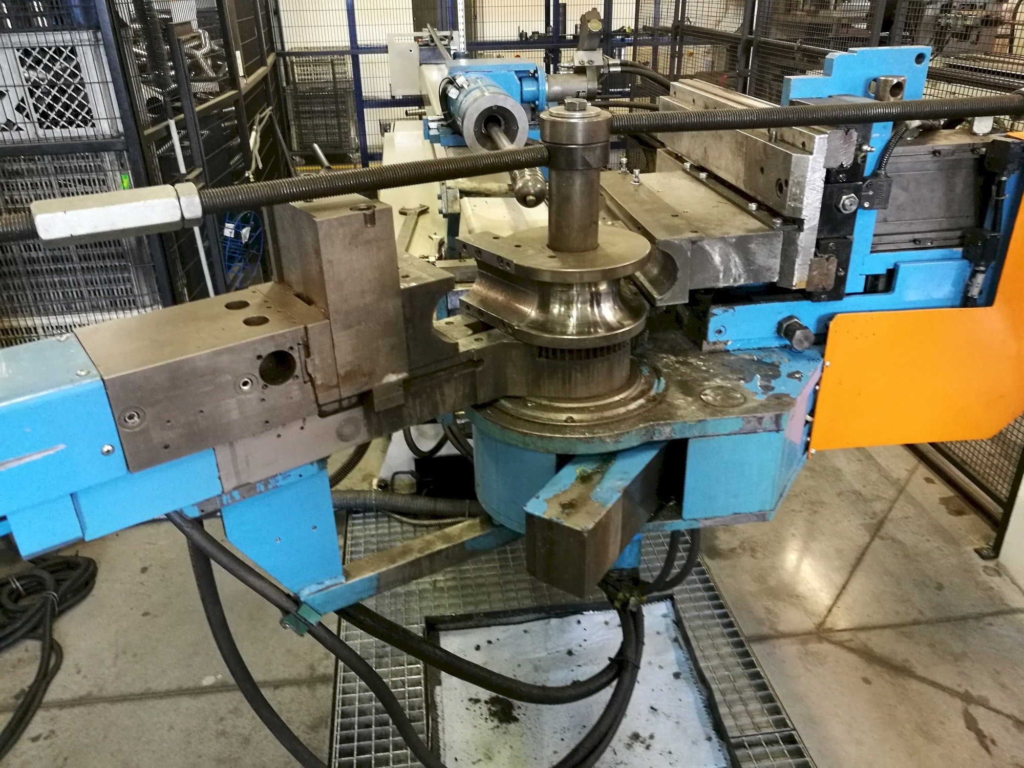 Prikaz  stroja Rasi S 80.5  sprijeda