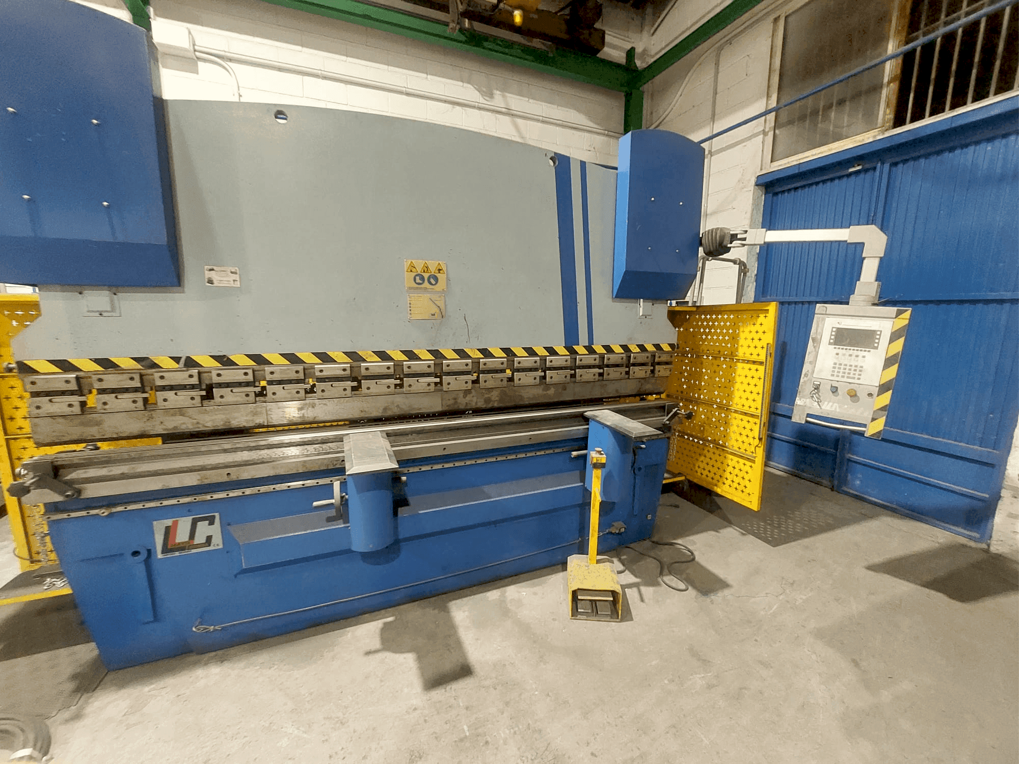 Prikaz  stroja FEYSAMA LLC PH 125/3200  sprijeda