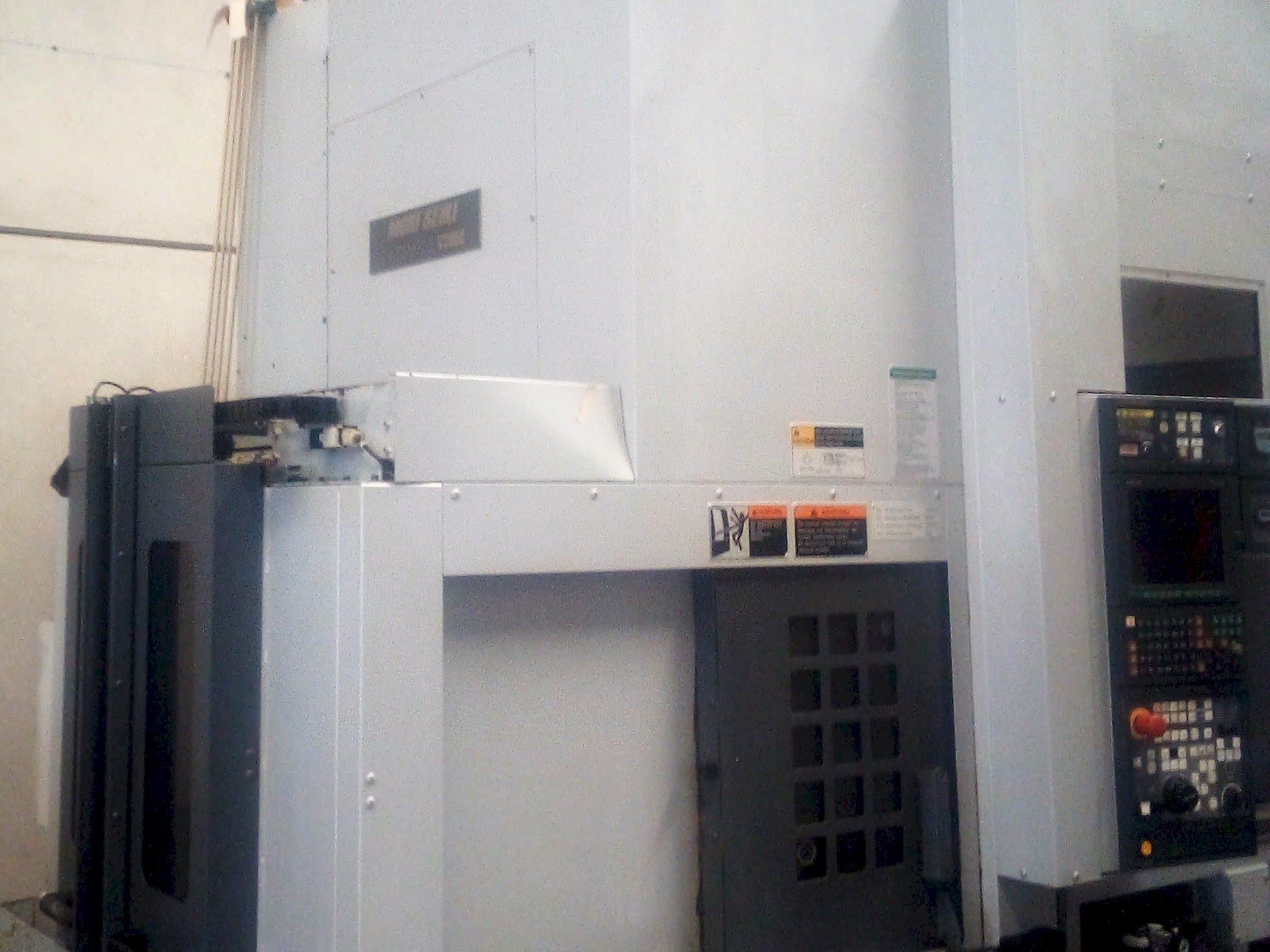 Prikaz  stroja DMG Mori Seiki ULTIMILL V-3000/MSX-850  sprijeda