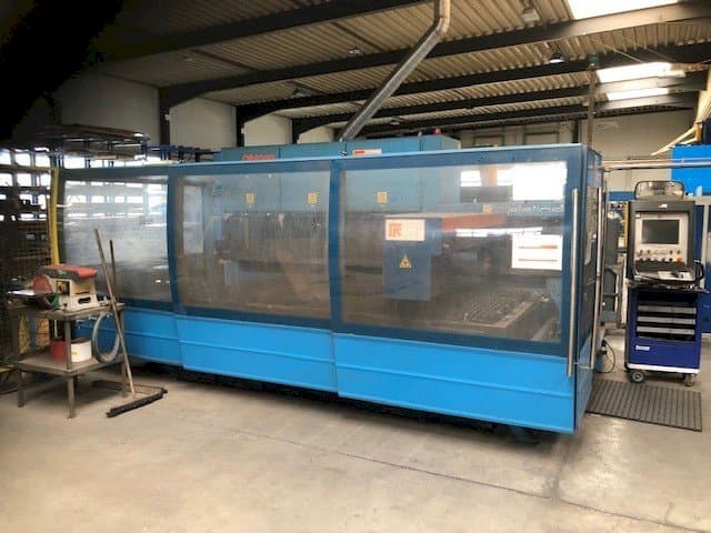 Prikaz stroja Prima Industrie Platino 1530 sprijeda