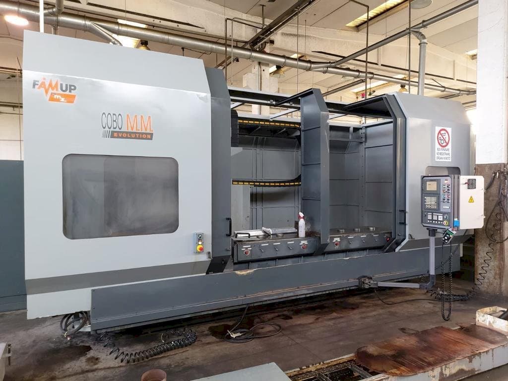 Prikaz  stroja FAMUP COBO 3000  sprijeda