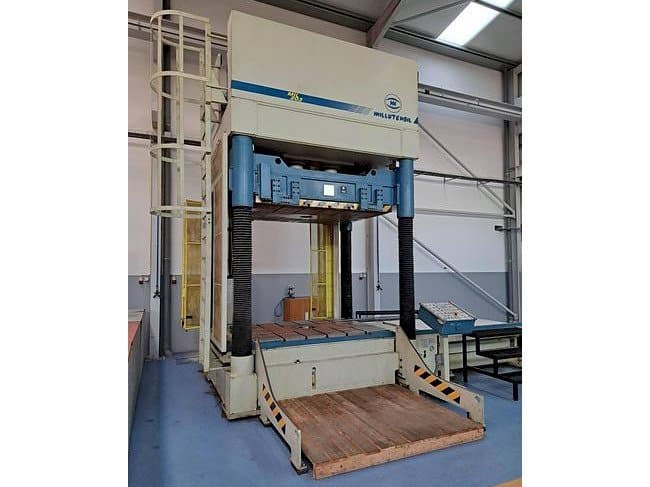 Prikaz lijeve strane  stroja MILLUTENSIL Mil 203