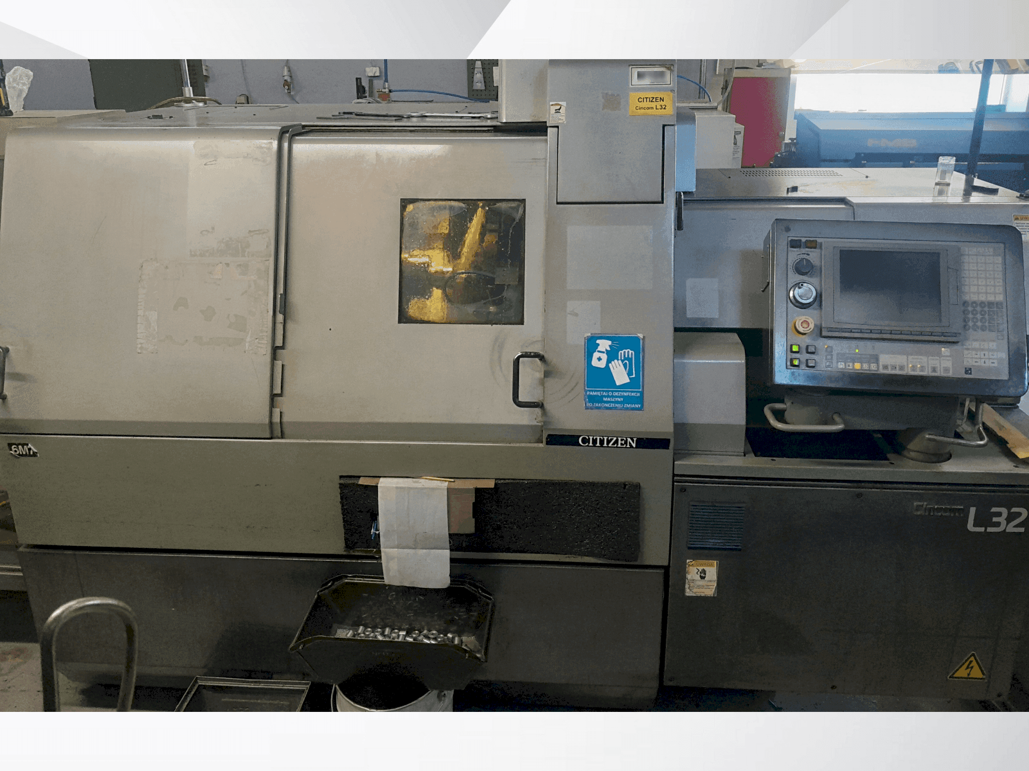 Prikaz  stroja Citizen L32 VII  sprijeda