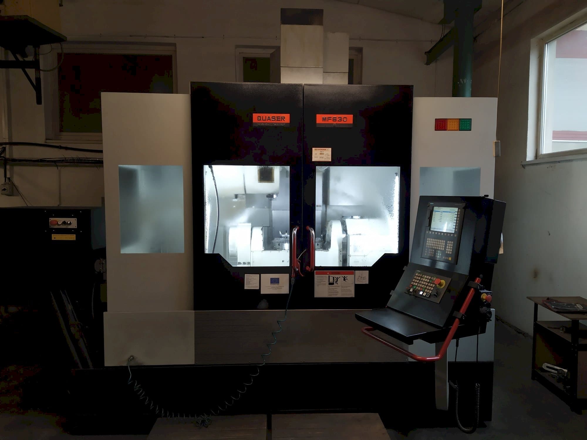 Prikaz  stroja Quaser MF 630C  sprijeda