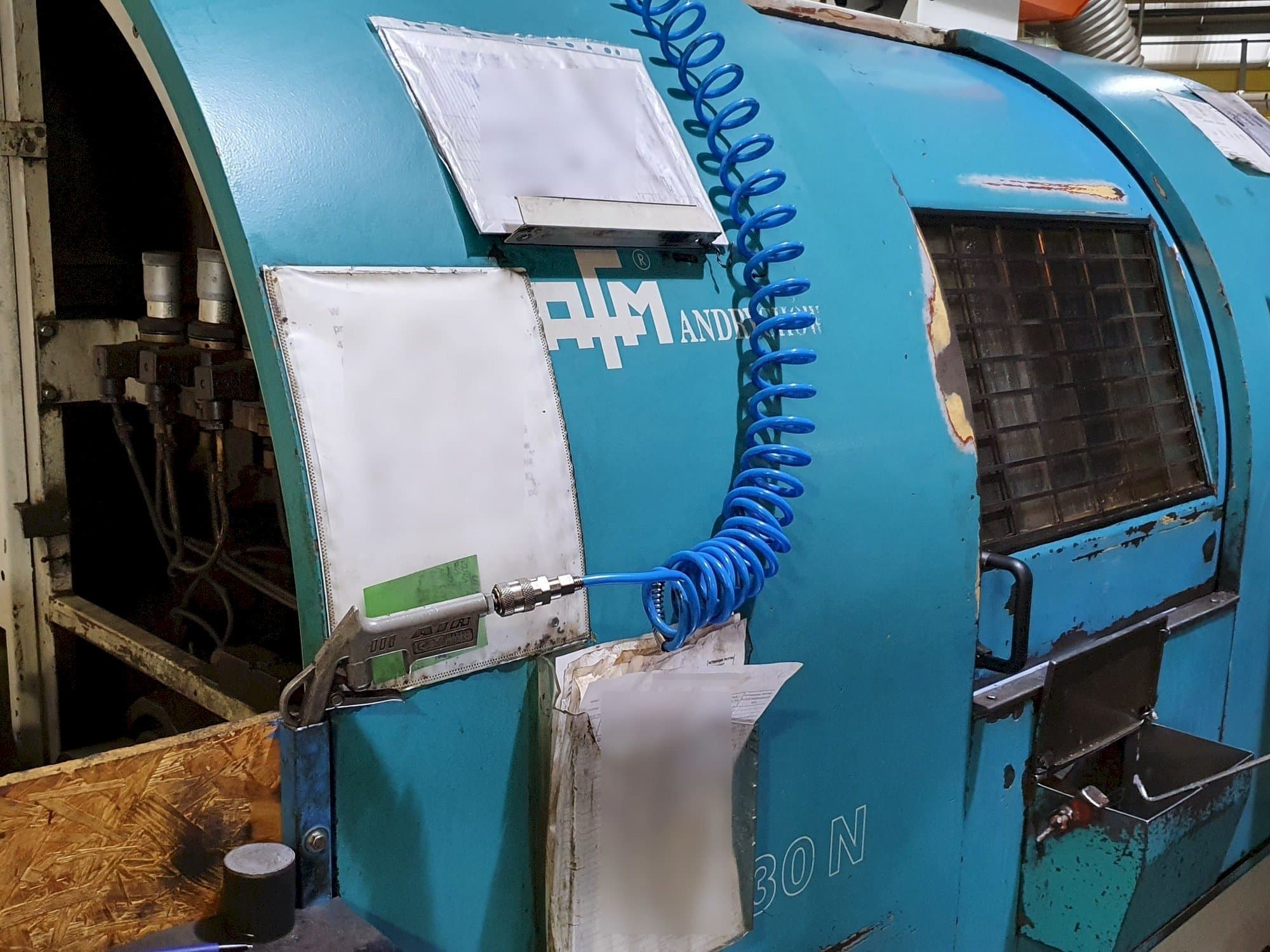 Prikaz  stroja AFM TAE-30N  sprijeda