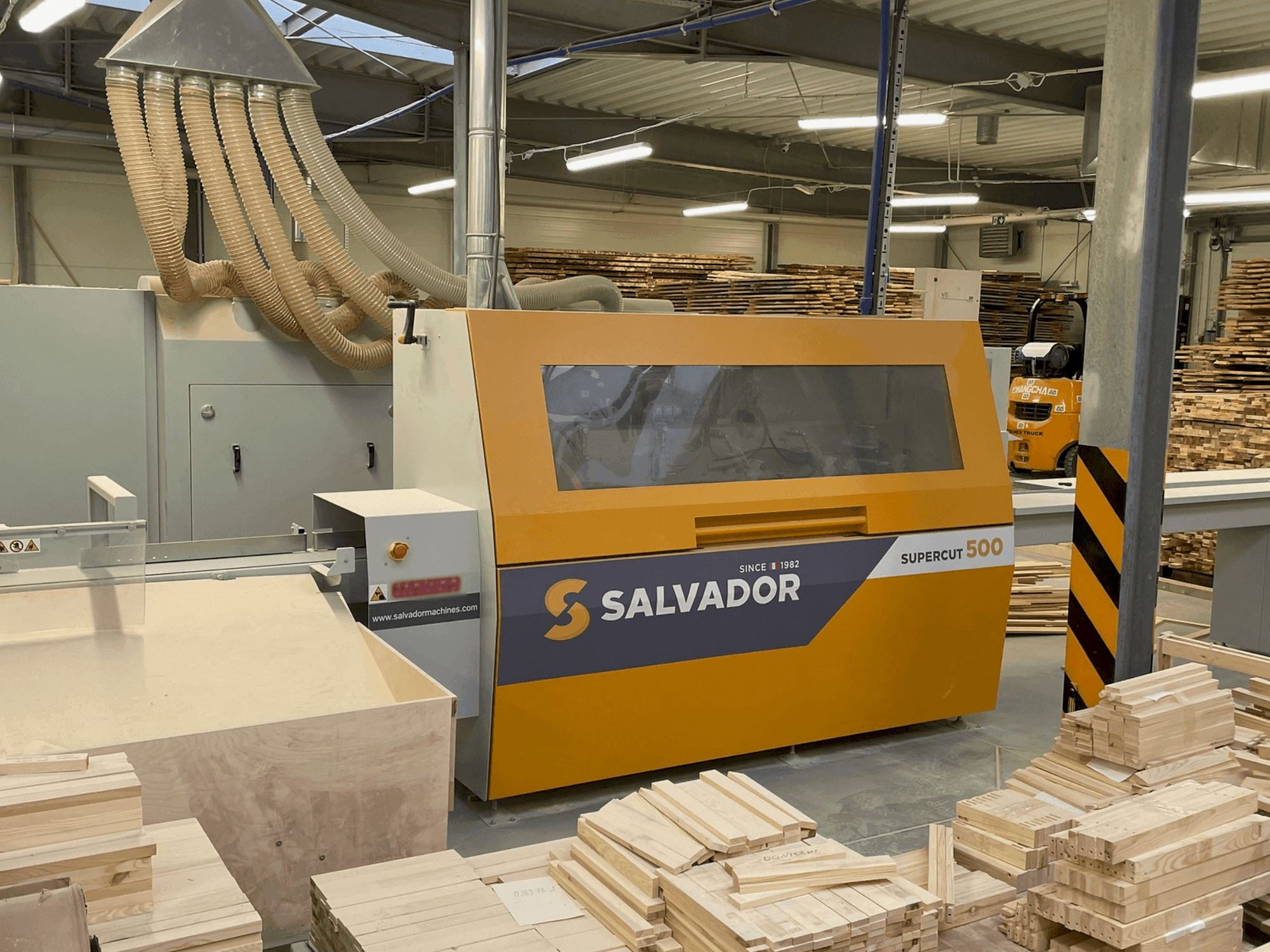 Prikaz  stroja Other SUPER CUT 500  sprijeda