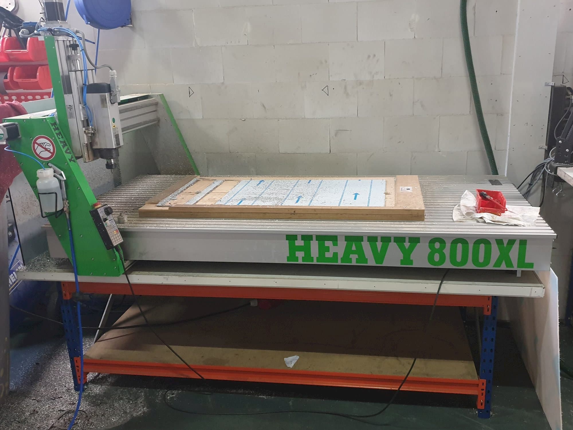 Prikaz  stroja EAS HEAVY 800 XL sprijeda