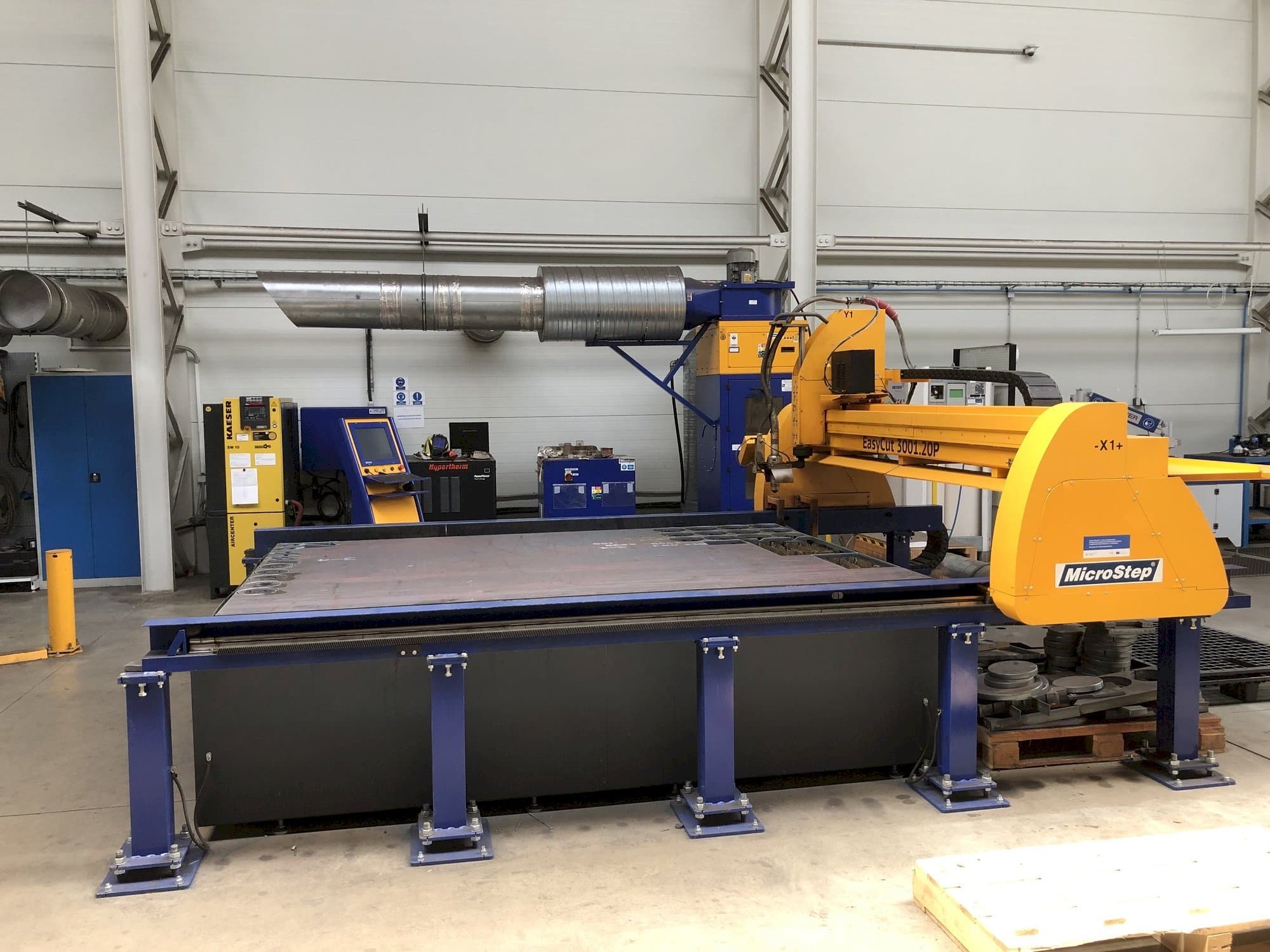 Prikaz  stroja MicroStep Easy Cut 3001.20P  sprijeda