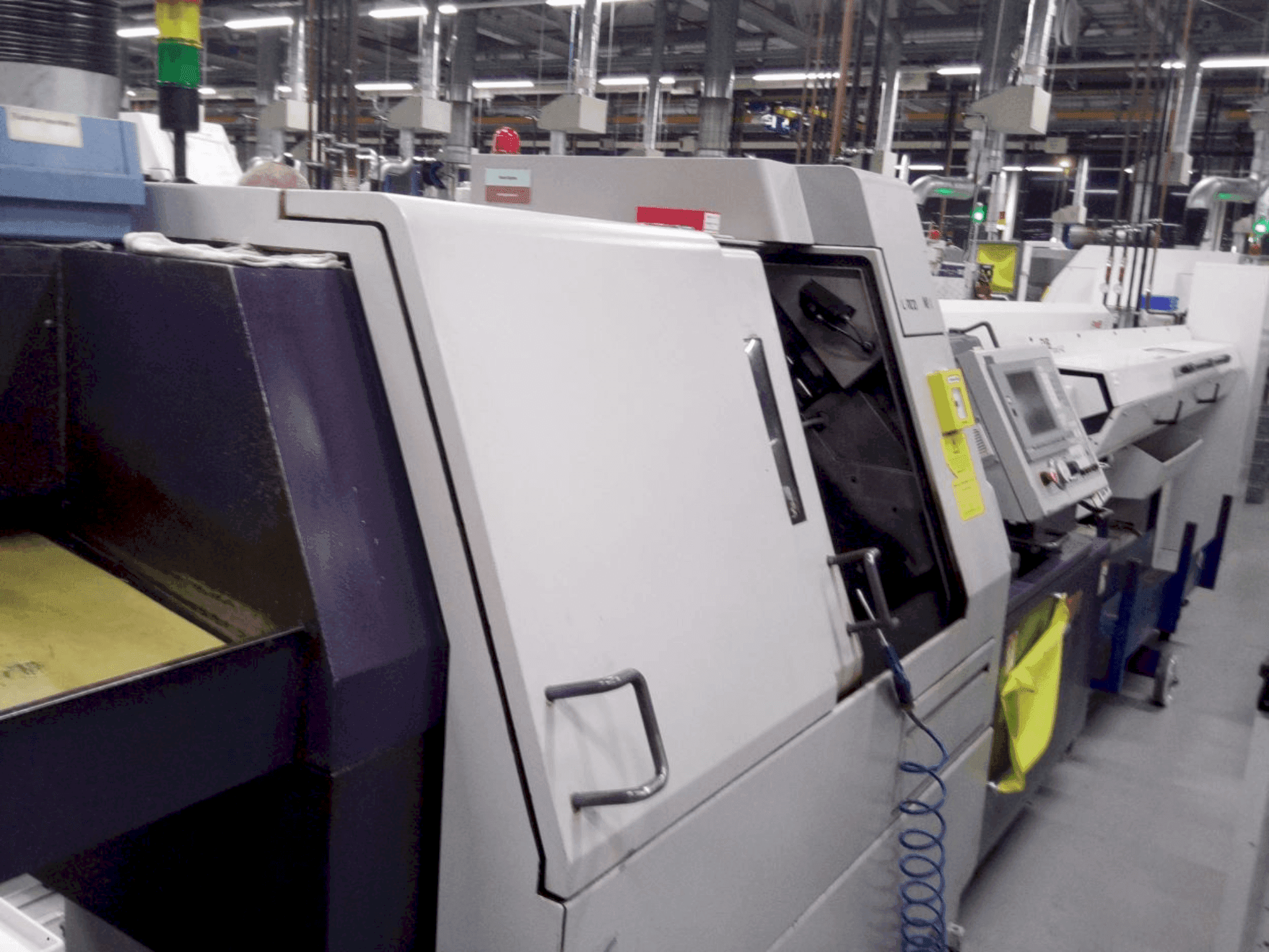 Prikaz  stroja Citizen M32  sprijeda