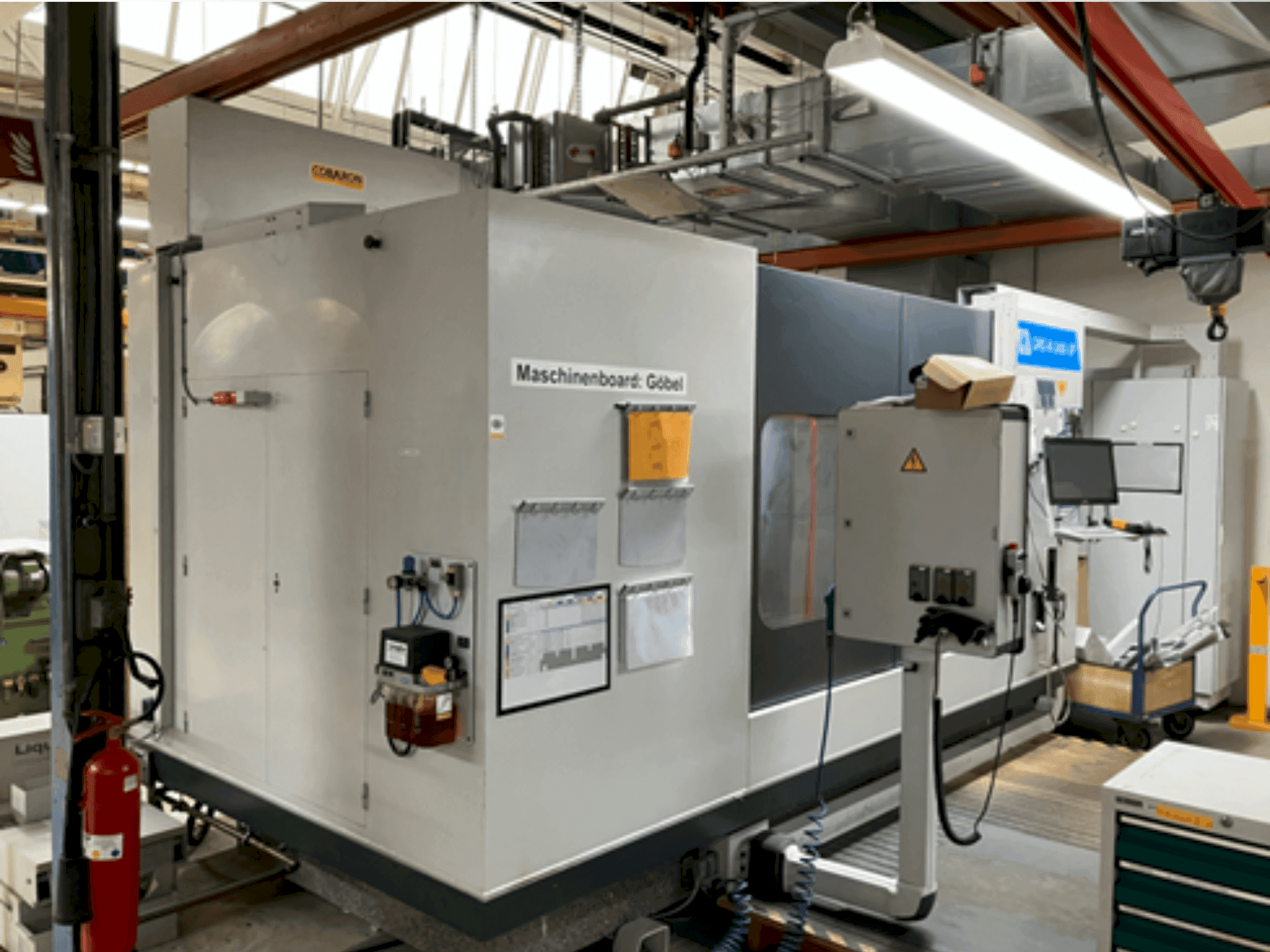 Prikaz  stroja Willi Göbel GRS-III-2400-SP  sprijeda