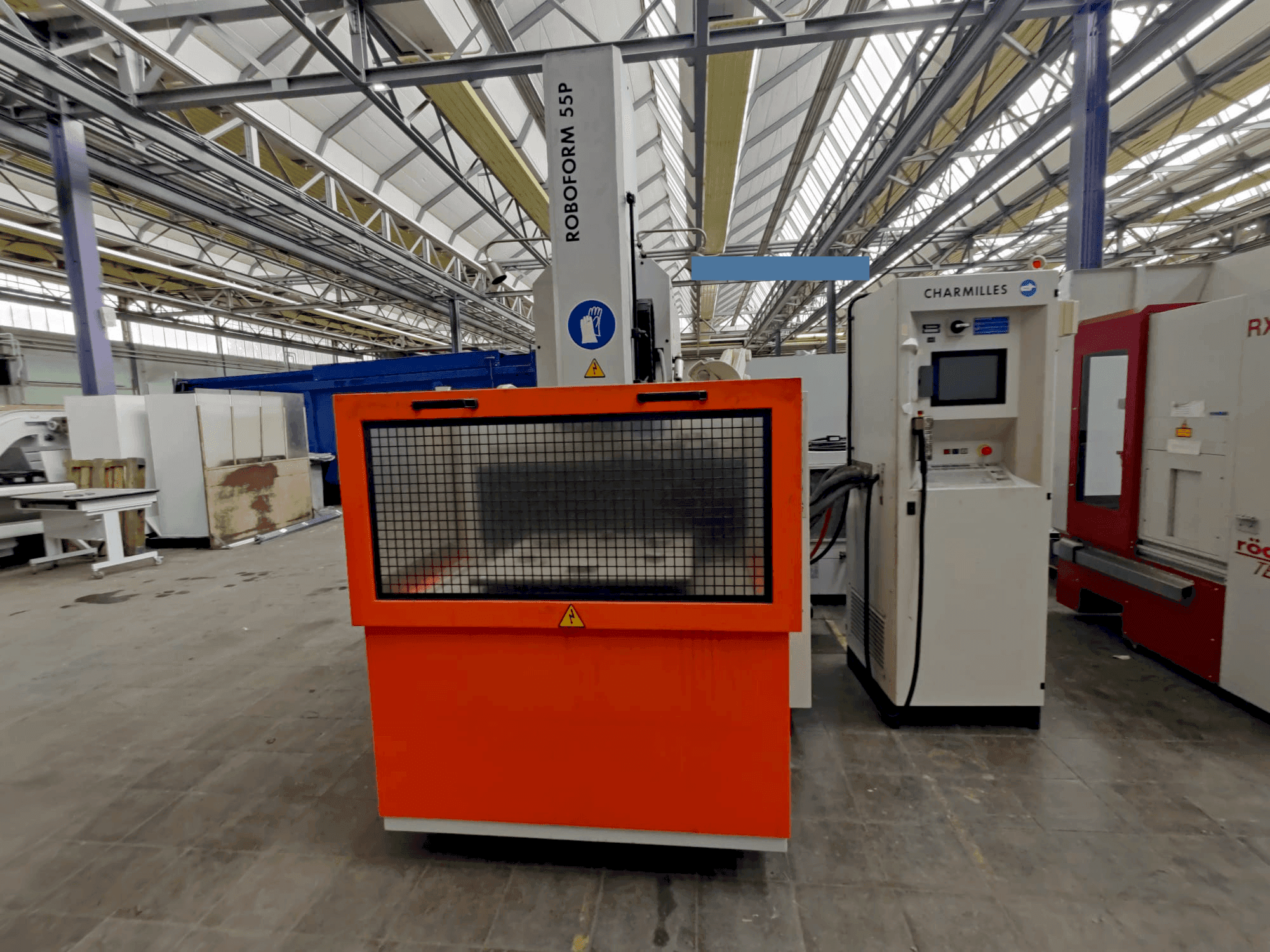 Prikaz  stroja CHARMILLES ROBOFORM 55P  sprijeda