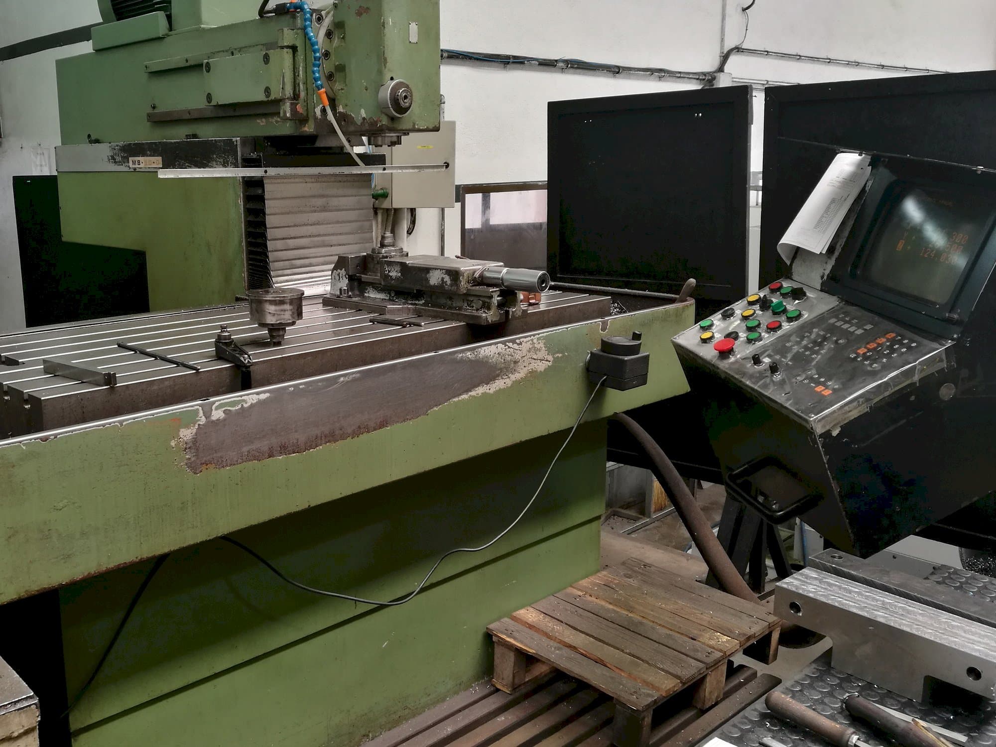 Prikaz  stroja Metba MB50-D  sprijeda