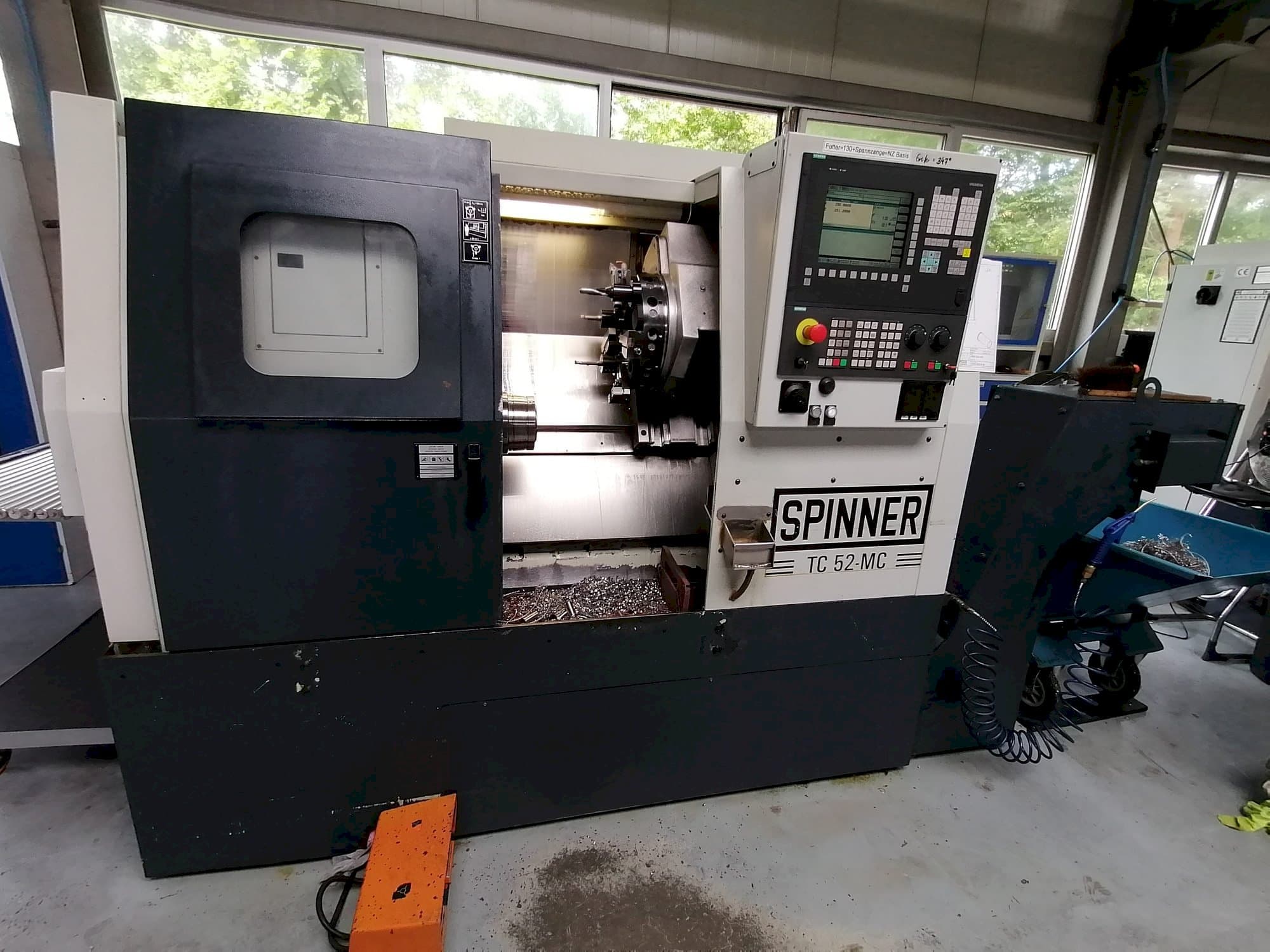 Prikaz  stroja SPINNER TC 52-MC  sprijeda