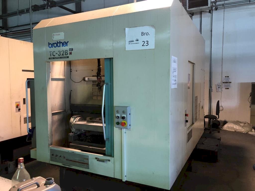 Prikaz  stroja Brother TC 32B  sprijeda