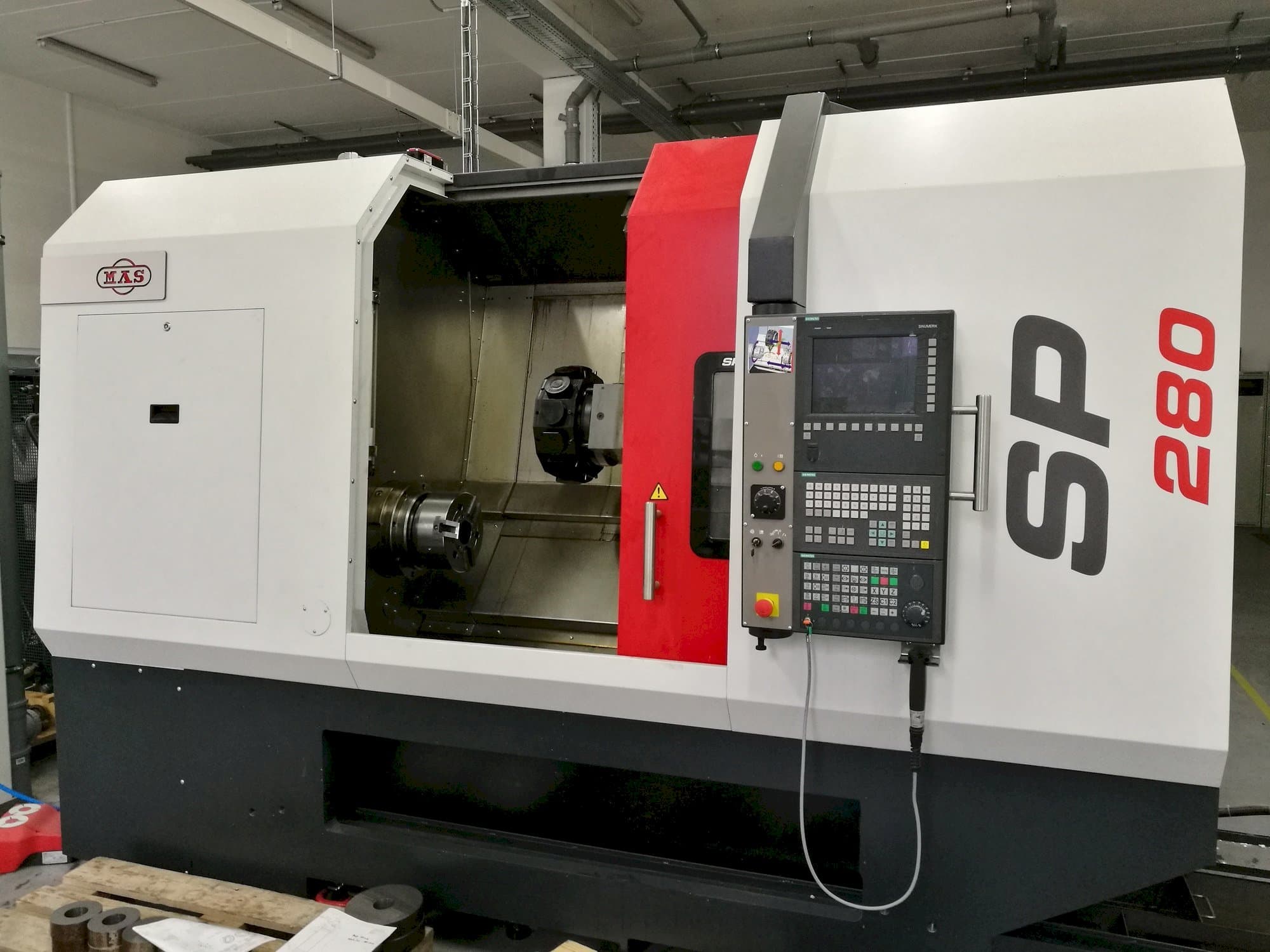 Prikaz  stroja KOVOSVIT MAS SP 280 SY  sprijeda