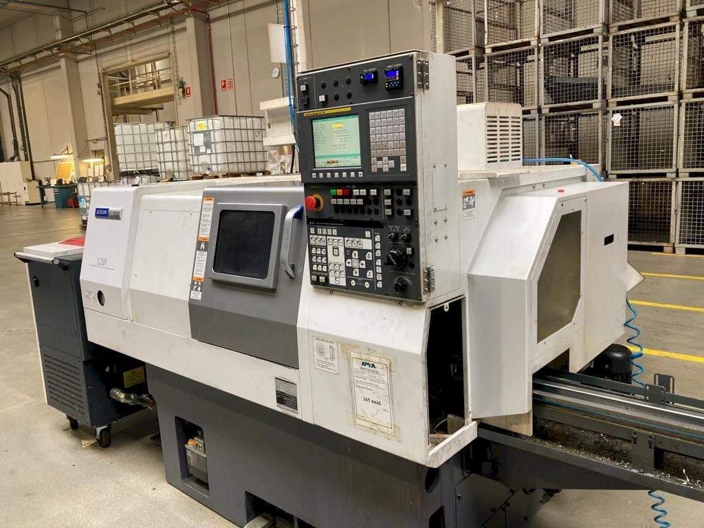 Prikaz  stroja Miyano LZ-01RY2  sprijeda