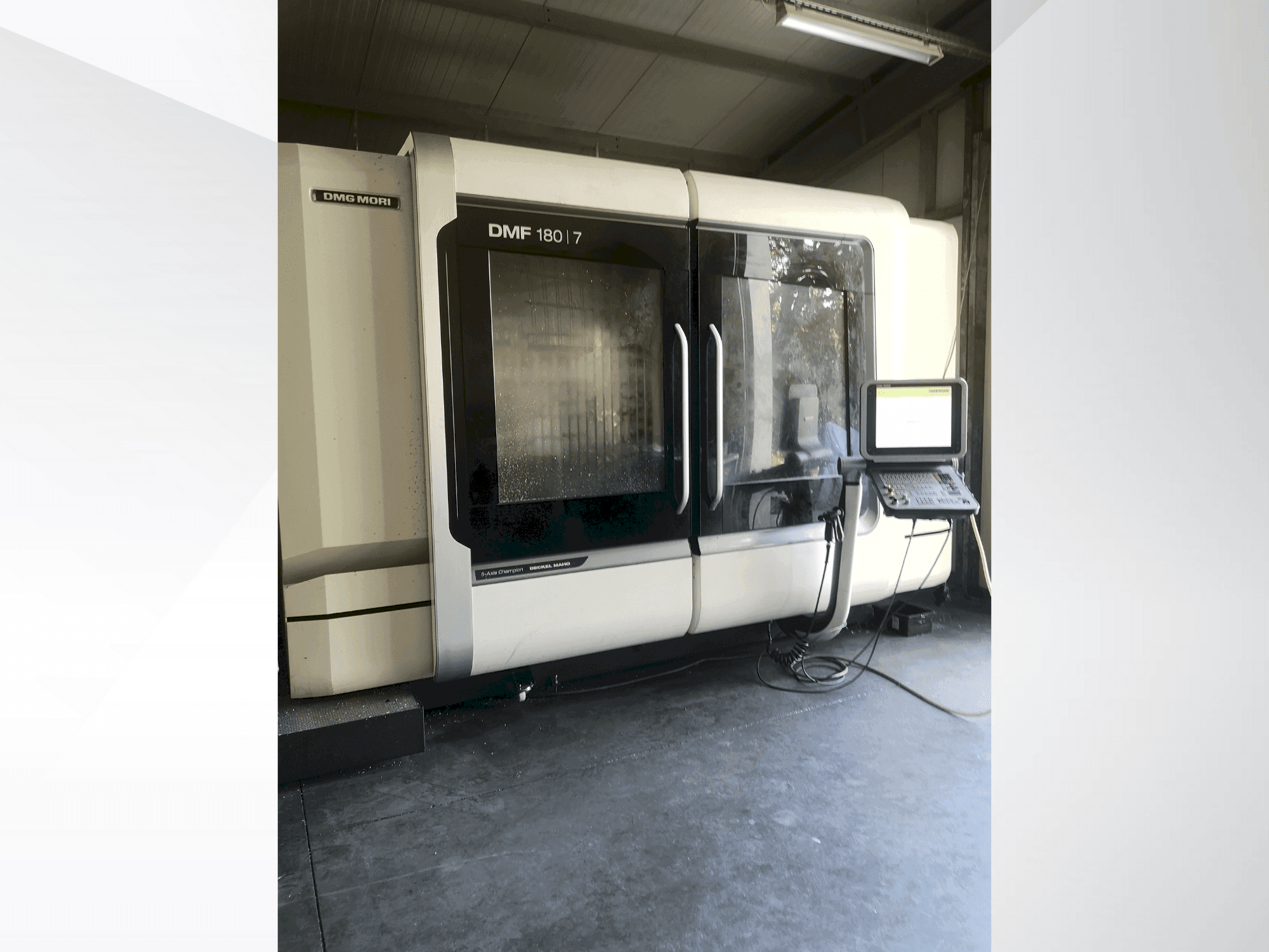 Prikaz  stroja DMG MORI DMF 180/7  sprijeda