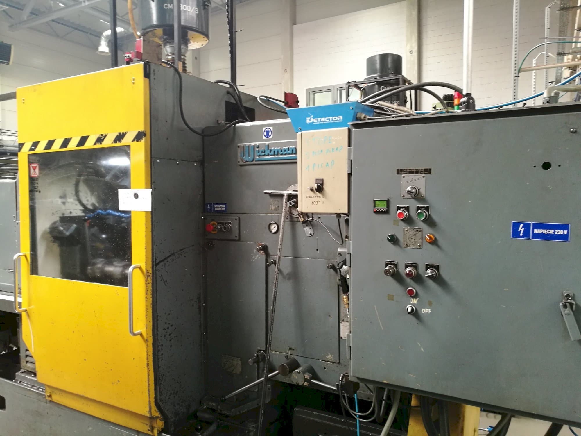 Prikaz  stroja Wickman 2  1/4"-6  sprijeda