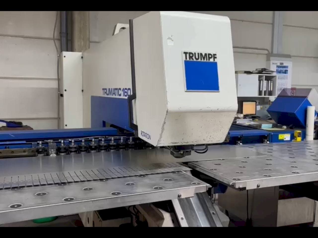 Prikaz  stroja Trumpf Trumatic 160  sprijeda