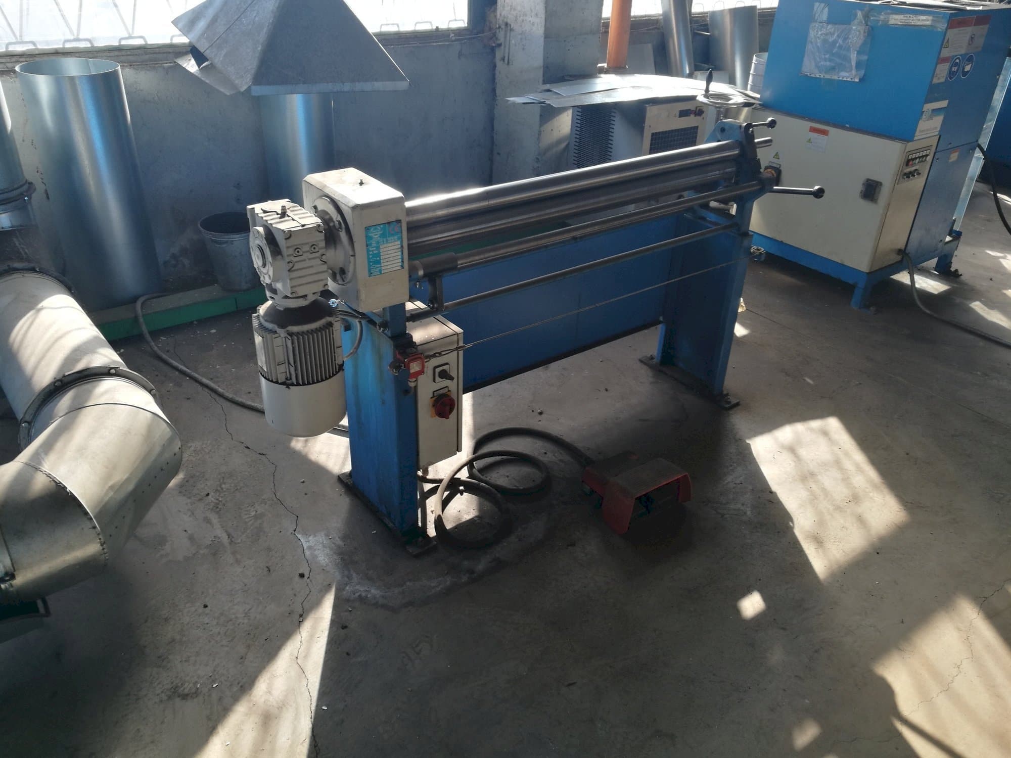 Prikaz  stroja SPIRO RME 60/128  sprijeda