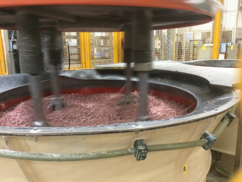 Prikaz  stroja Rosler R4/1300.2 SF  sprijeda