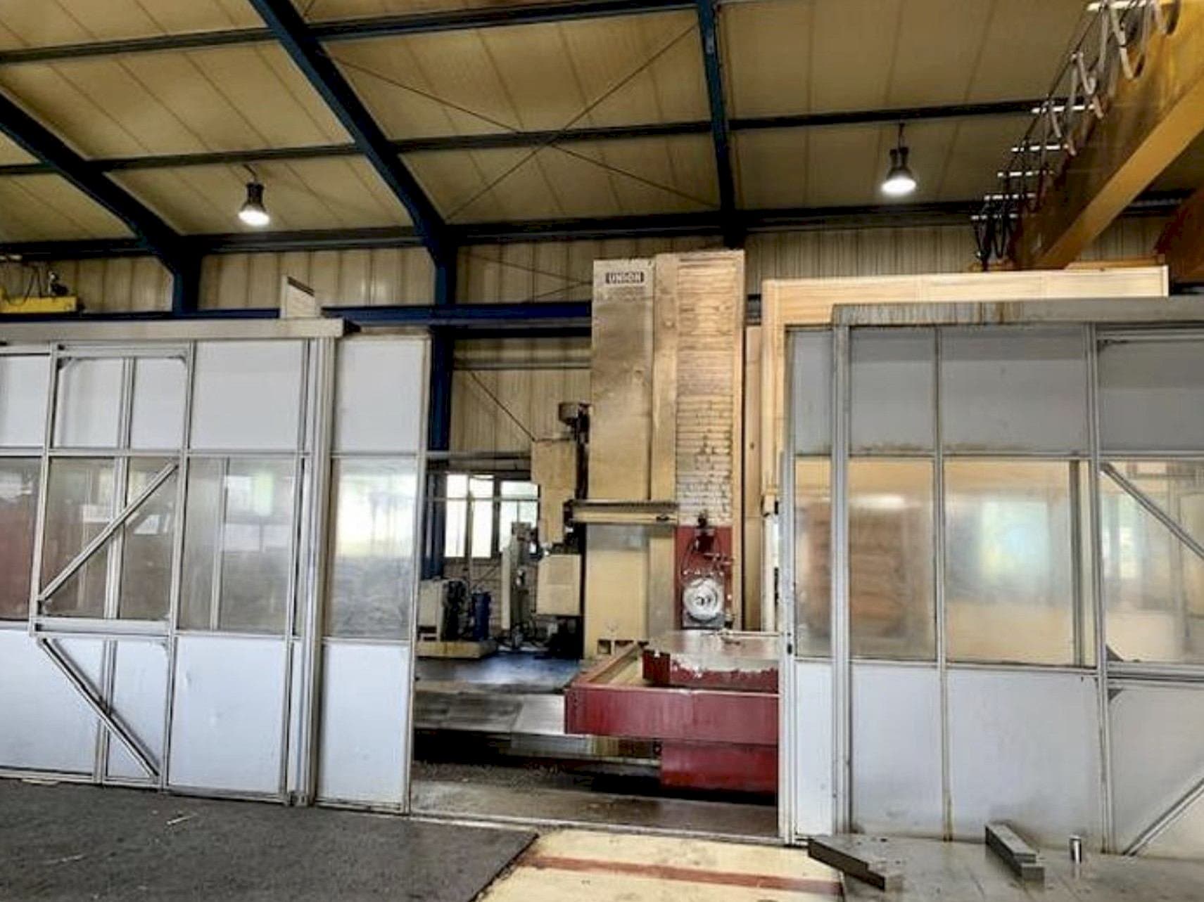 Prikaz stroja UNION KC 150 sprijeda