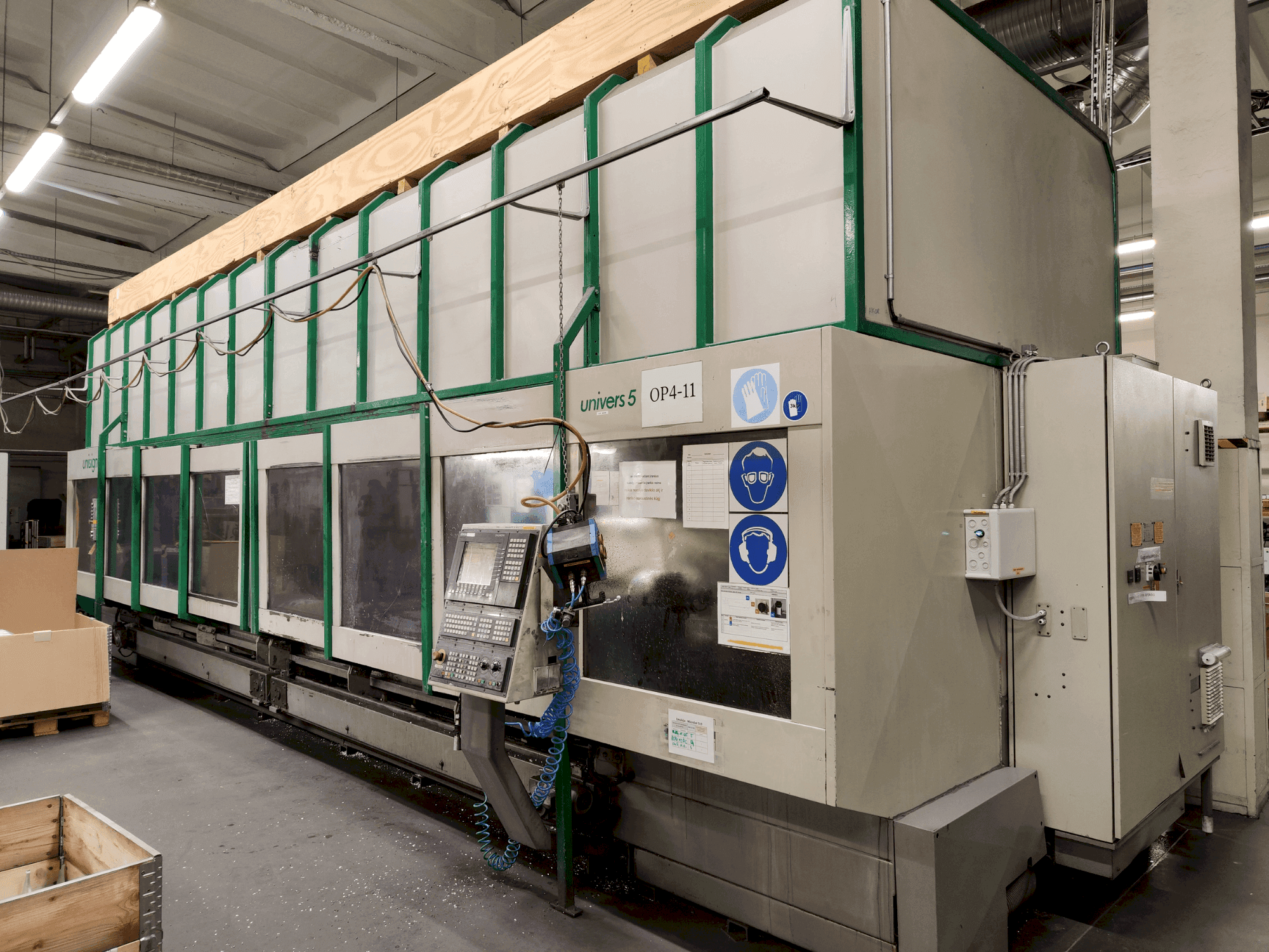 Prikaz  stroja Unisign UNIVERS 5  sprijeda