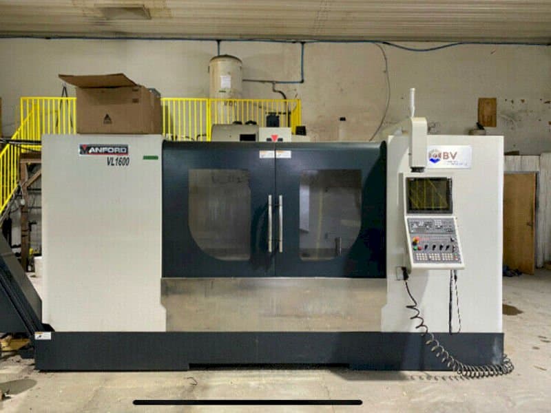 Prikaz  stroja Manford VMC VL-1600  sprijeda