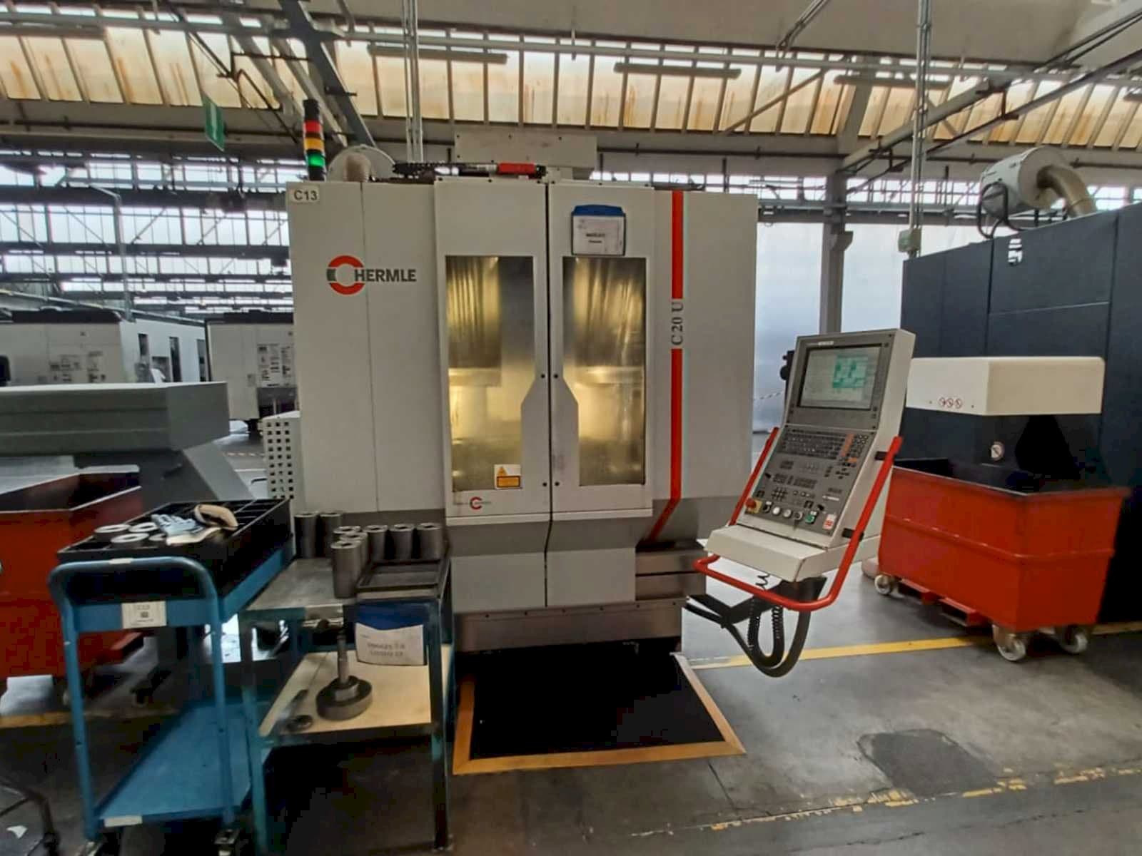 Prikaz  stroja HERMLE C20U  sprijeda