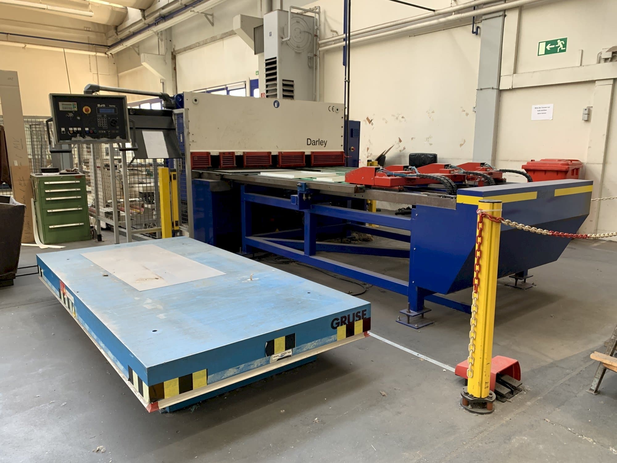 Prikaz  stroja Darley VS 2100 X 4  sprijeda