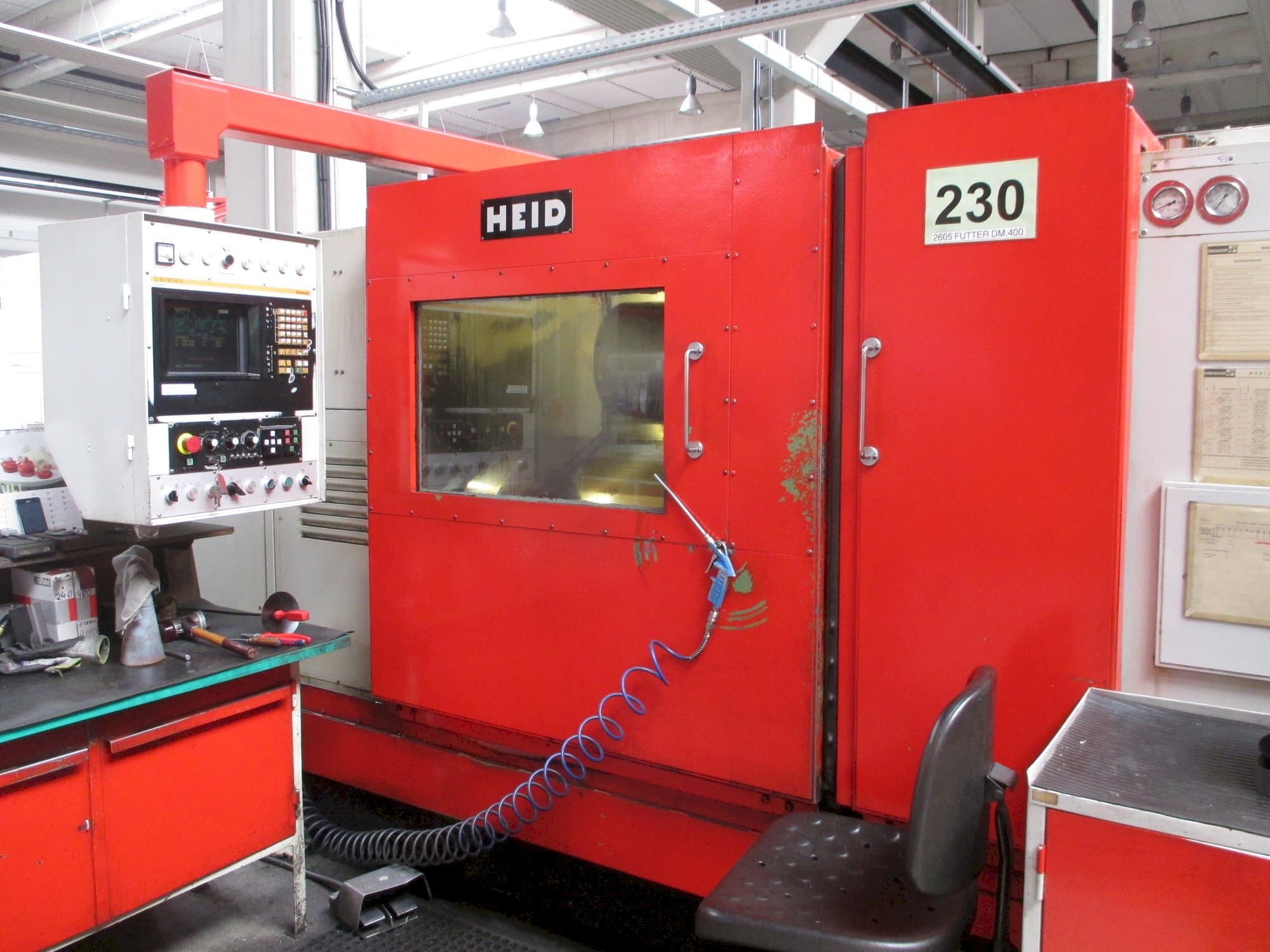 Prikaz  stroja HEID SDM12-NCC  sprijeda