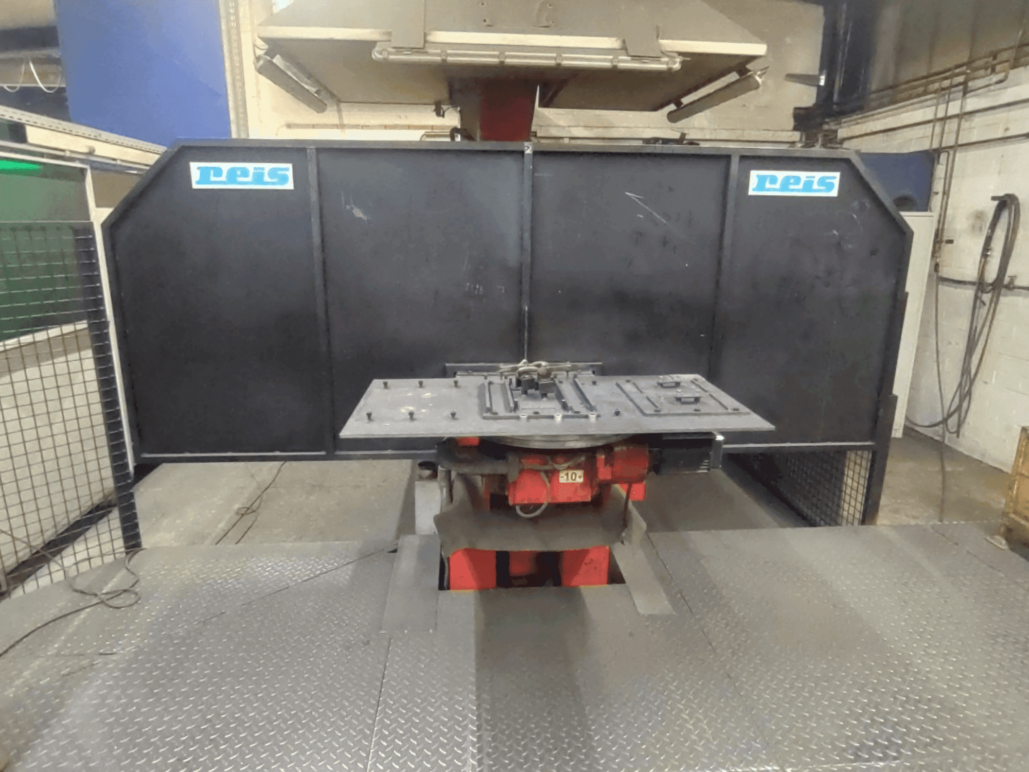 Prikaz  stroja Reis Robotics Robot System - RDT 40 / SRV 6 / RDT 40  sprijeda