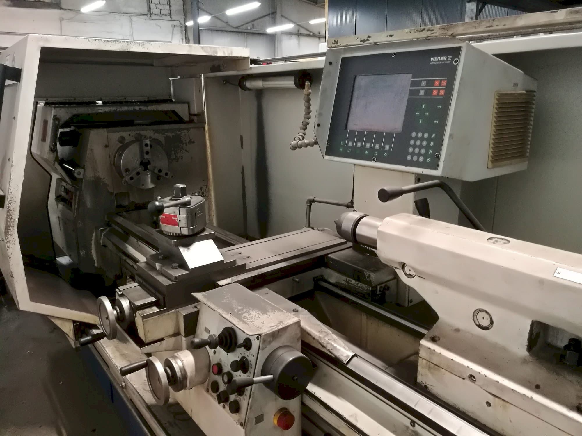 Prikaz  stroja Weiler E50/2  sprijeda