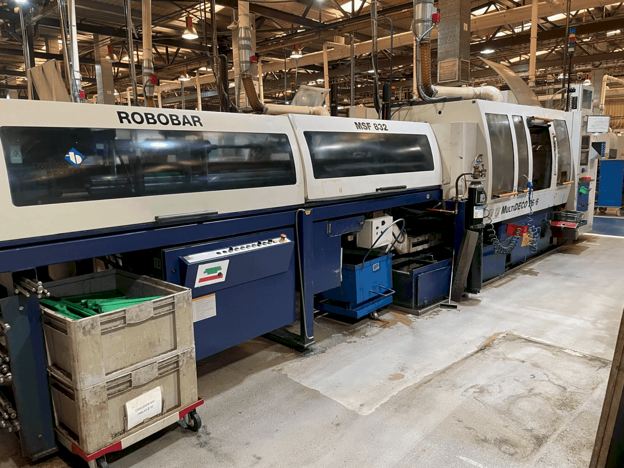 Prikaz  stroja Tornos-Bechler MultiDeco 26-6  sprijeda